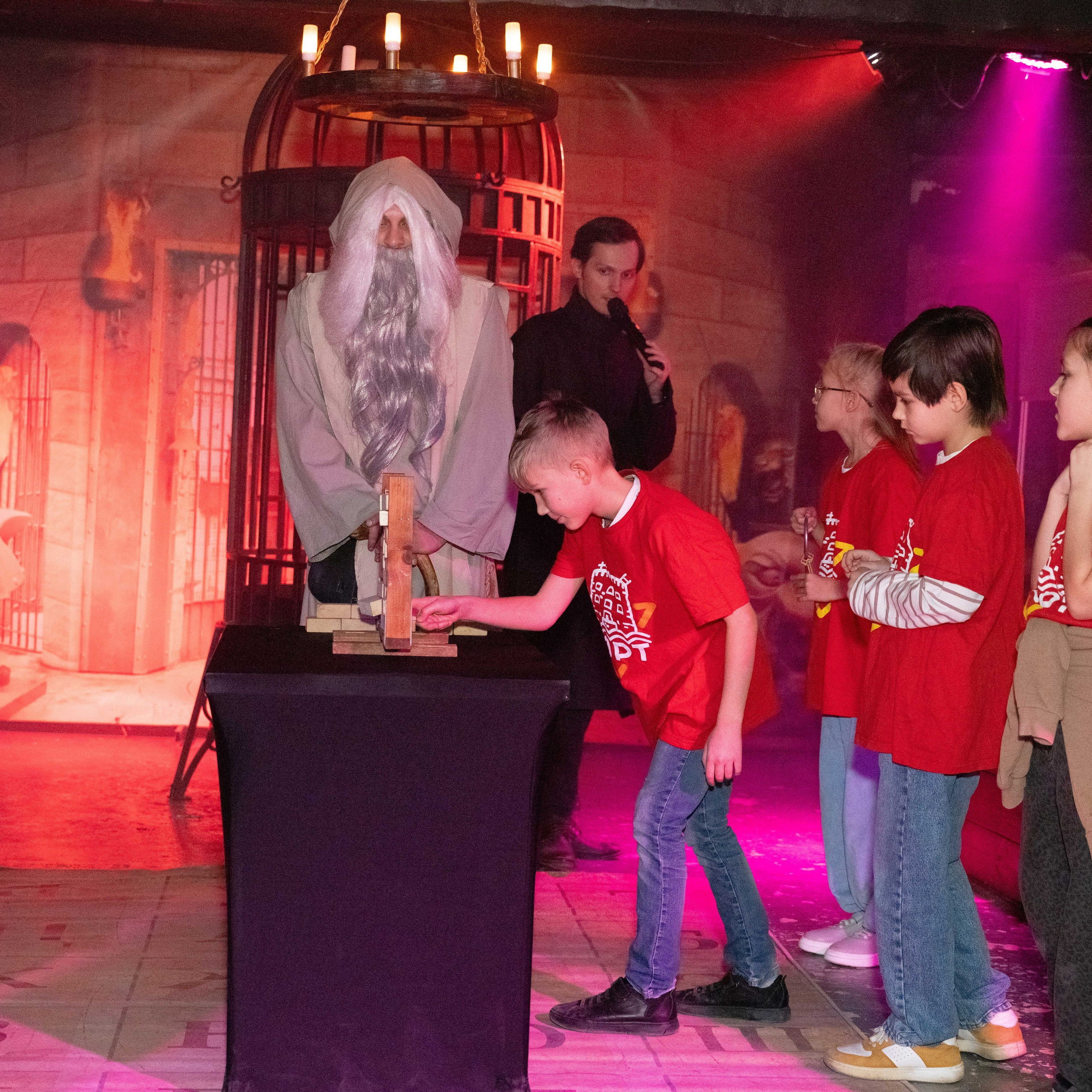 День рождение. Клуб Настрадамус. Moscow-photo-art.ru