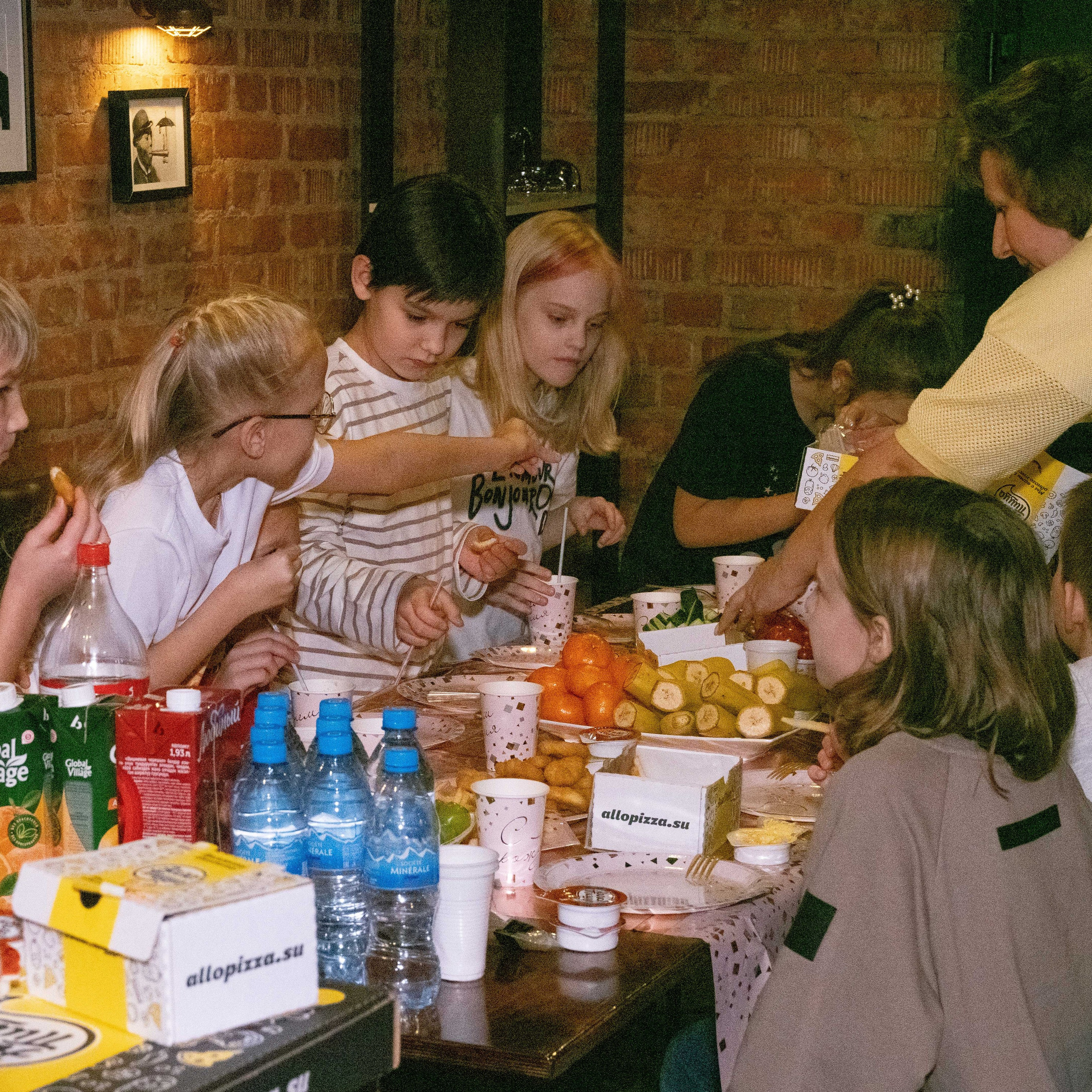 День рождение. Клуб Настрадамус. Moscow-photo-art.ru