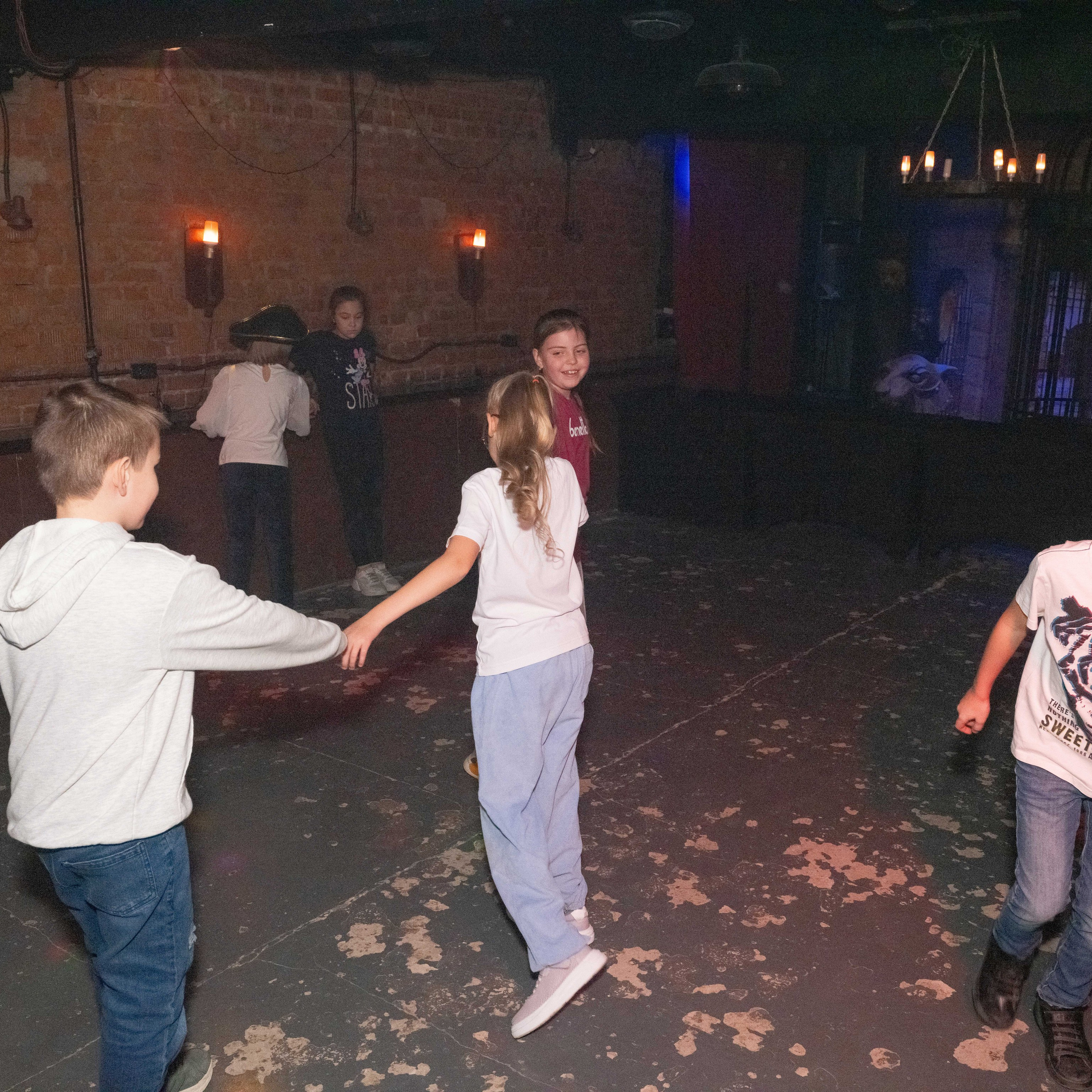 День рождение. Клуб Настрадамус. Moscow-photo-art.ru