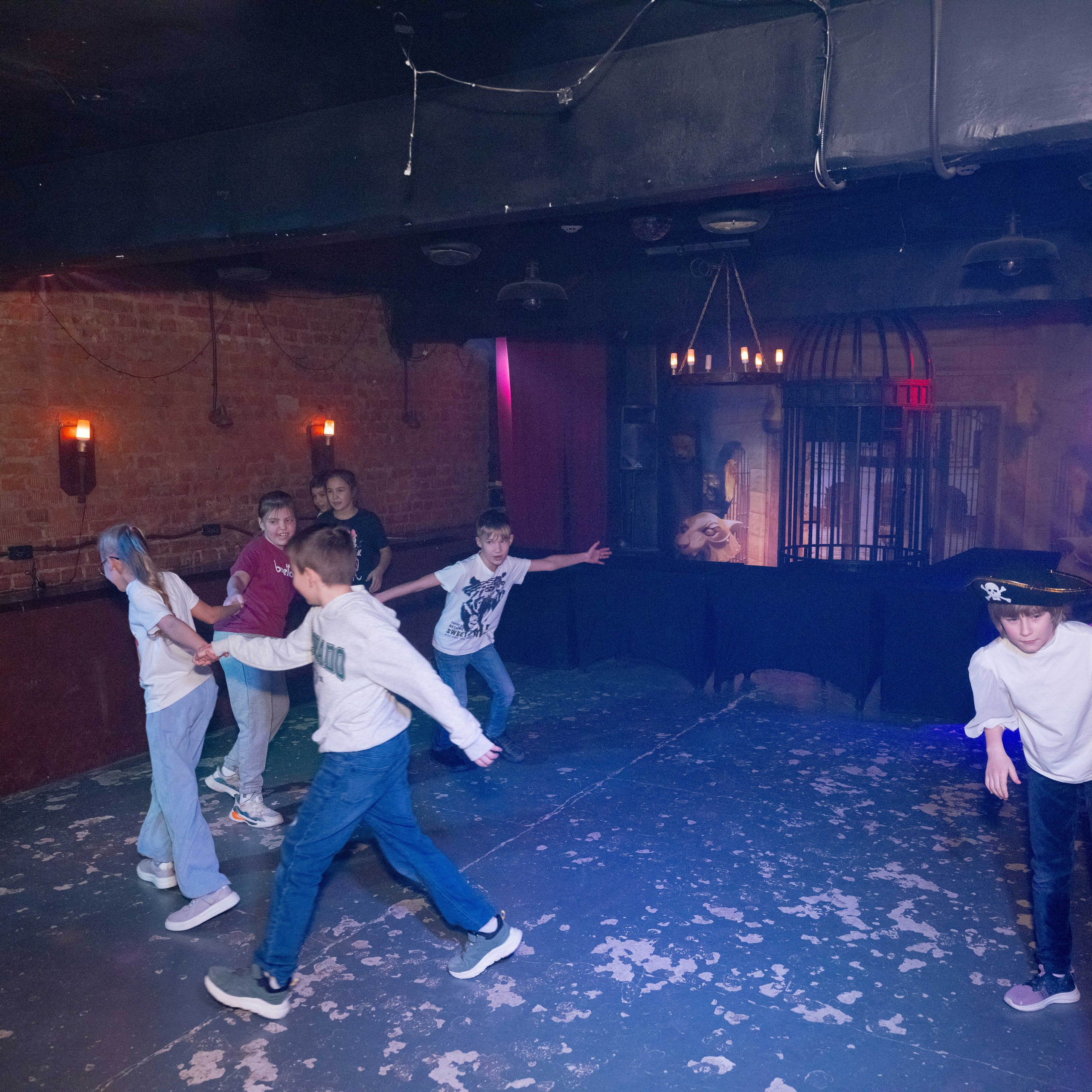 День рождение. Клуб Настрадамус. Moscow-photo-art.ru