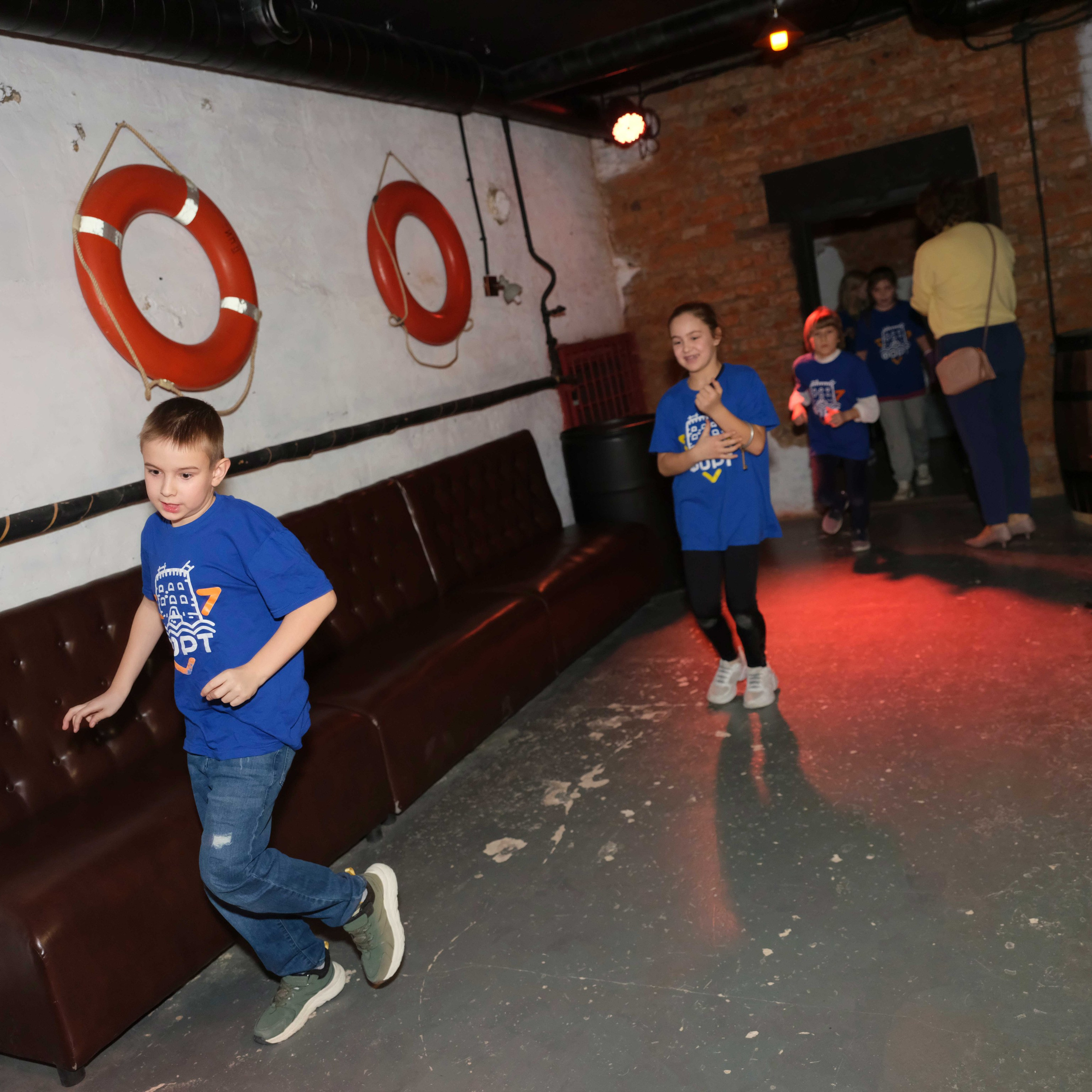 День рождение. Клуб Настрадамус. Moscow-photo-art.ru