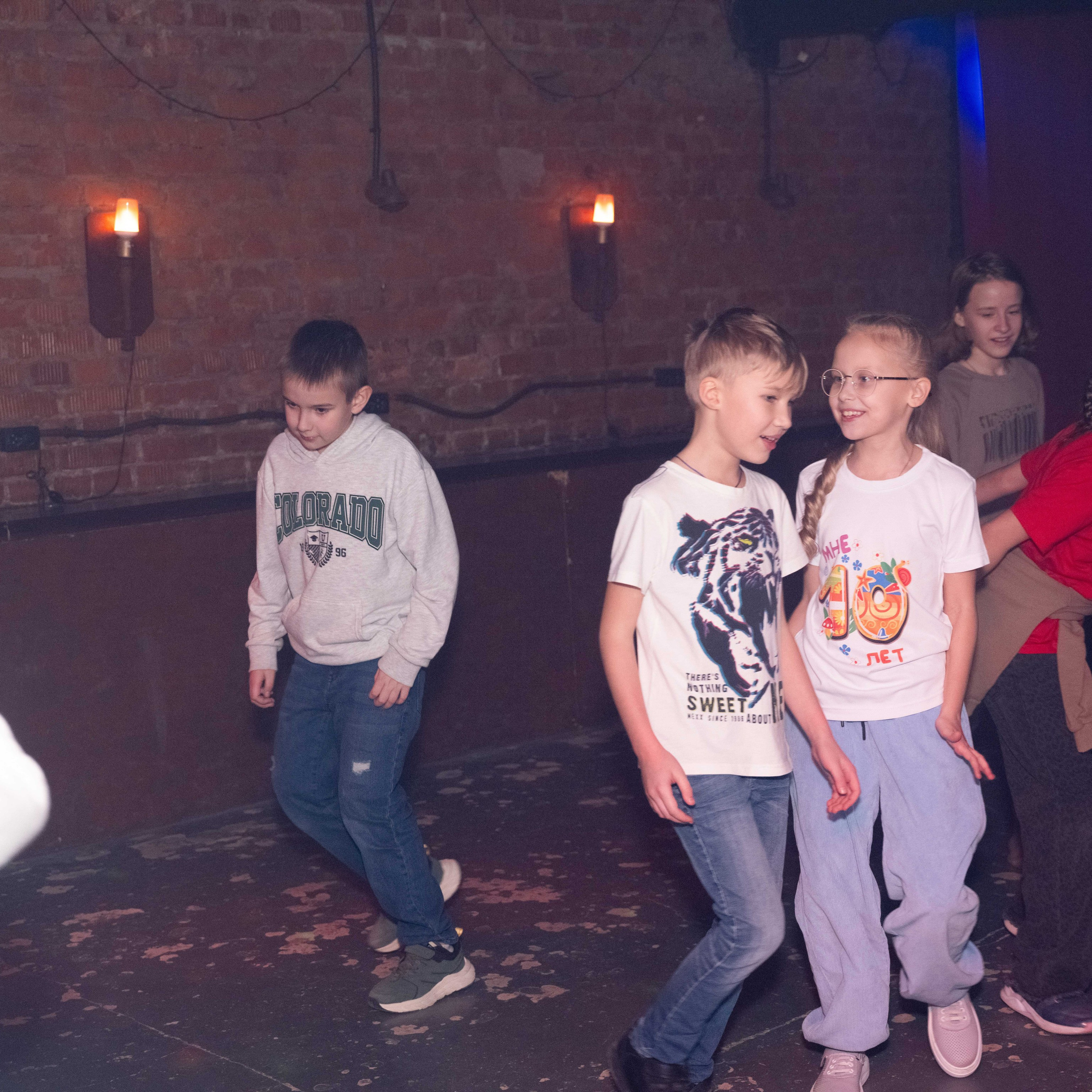 День рождение. Клуб Настрадамус. Moscow-photo-art.ru