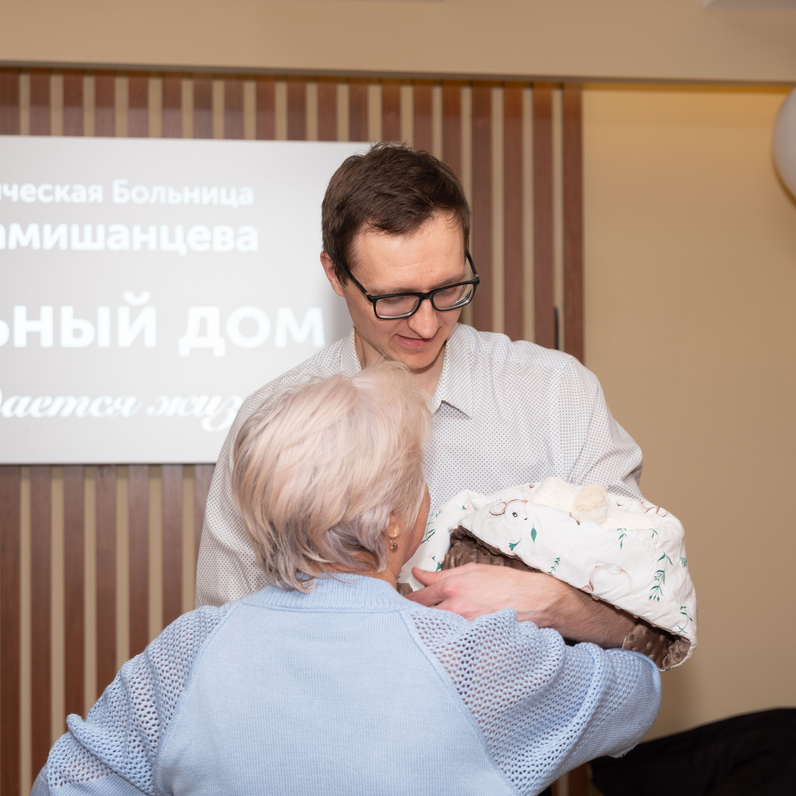 Выписка м. Бабушкинская. Усачев Кирилл Русланович. Moscow-photo-art.ru