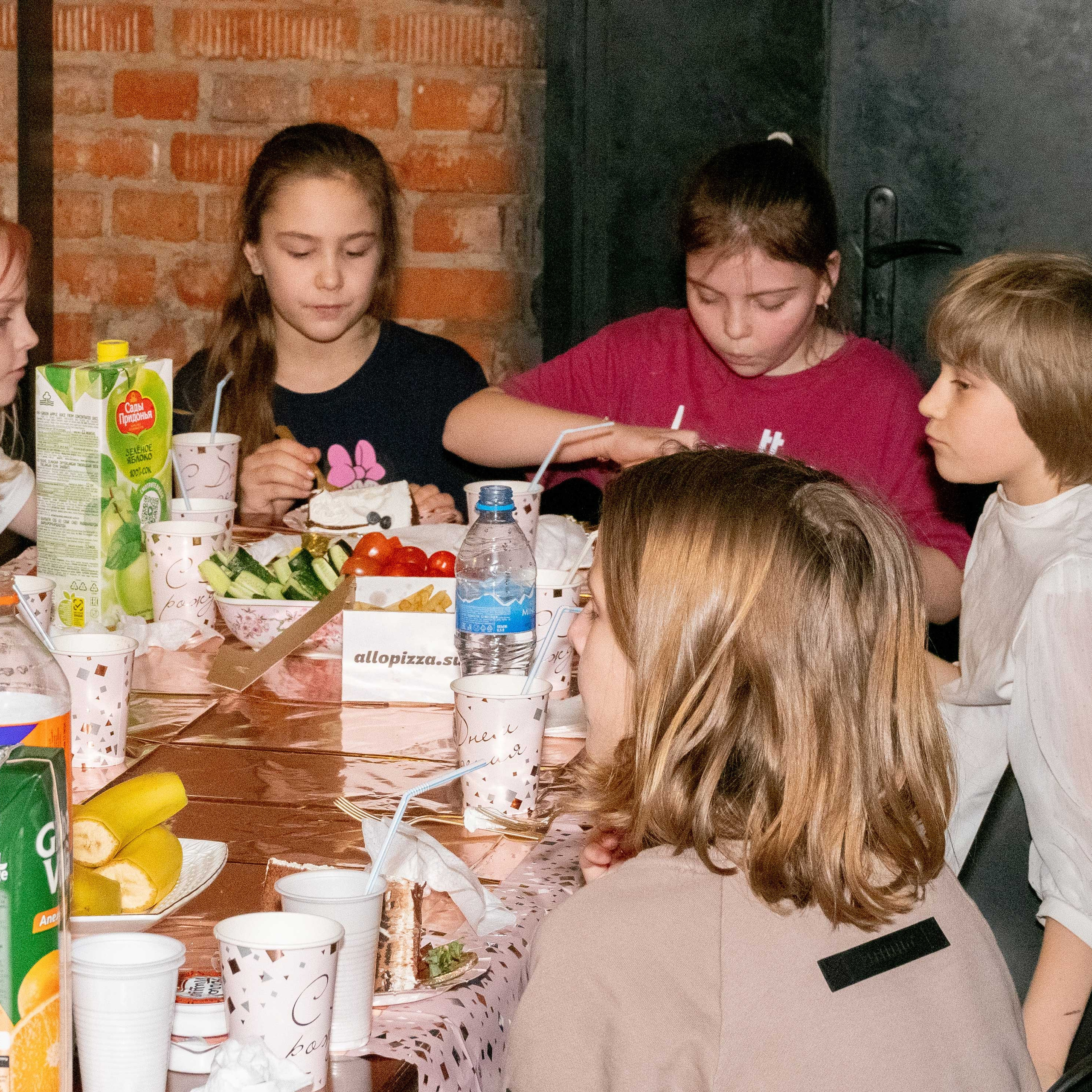 День рождение. Клуб Настрадамус. Moscow-photo-art.ru