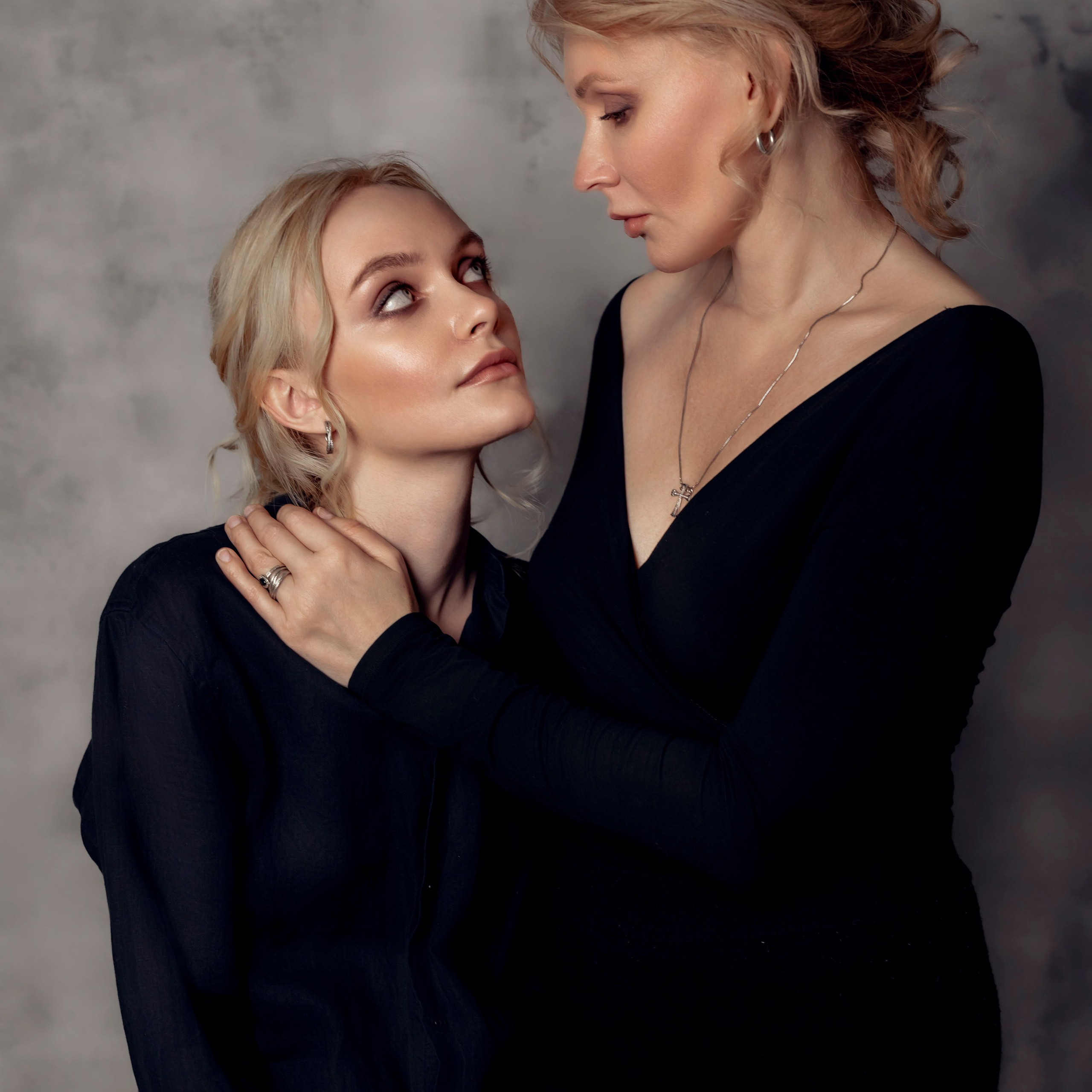 Наташа и&nbsp;Полина