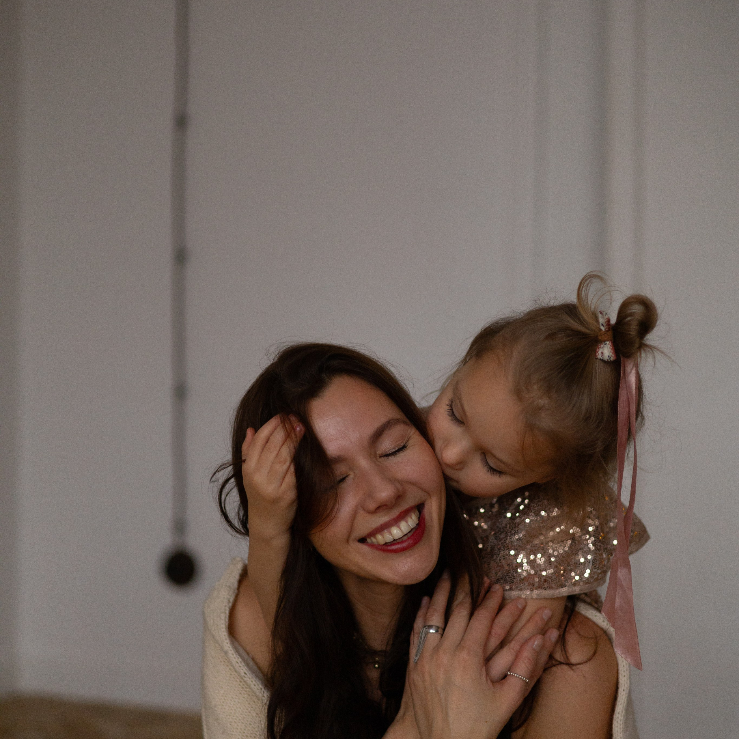 Аня и&nbsp;Эмма. Студия Весна