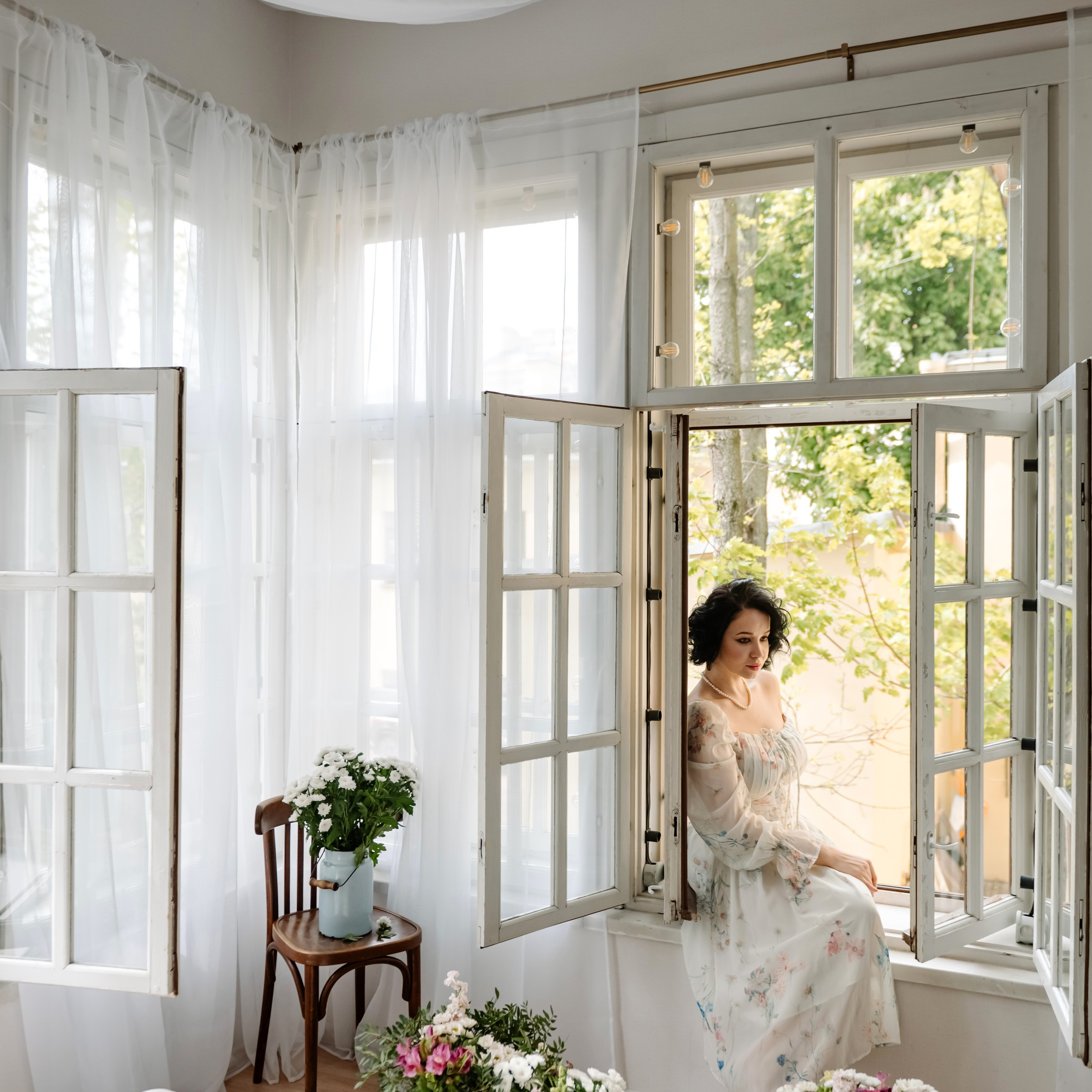 Индивидуальная. Балкон с цветами