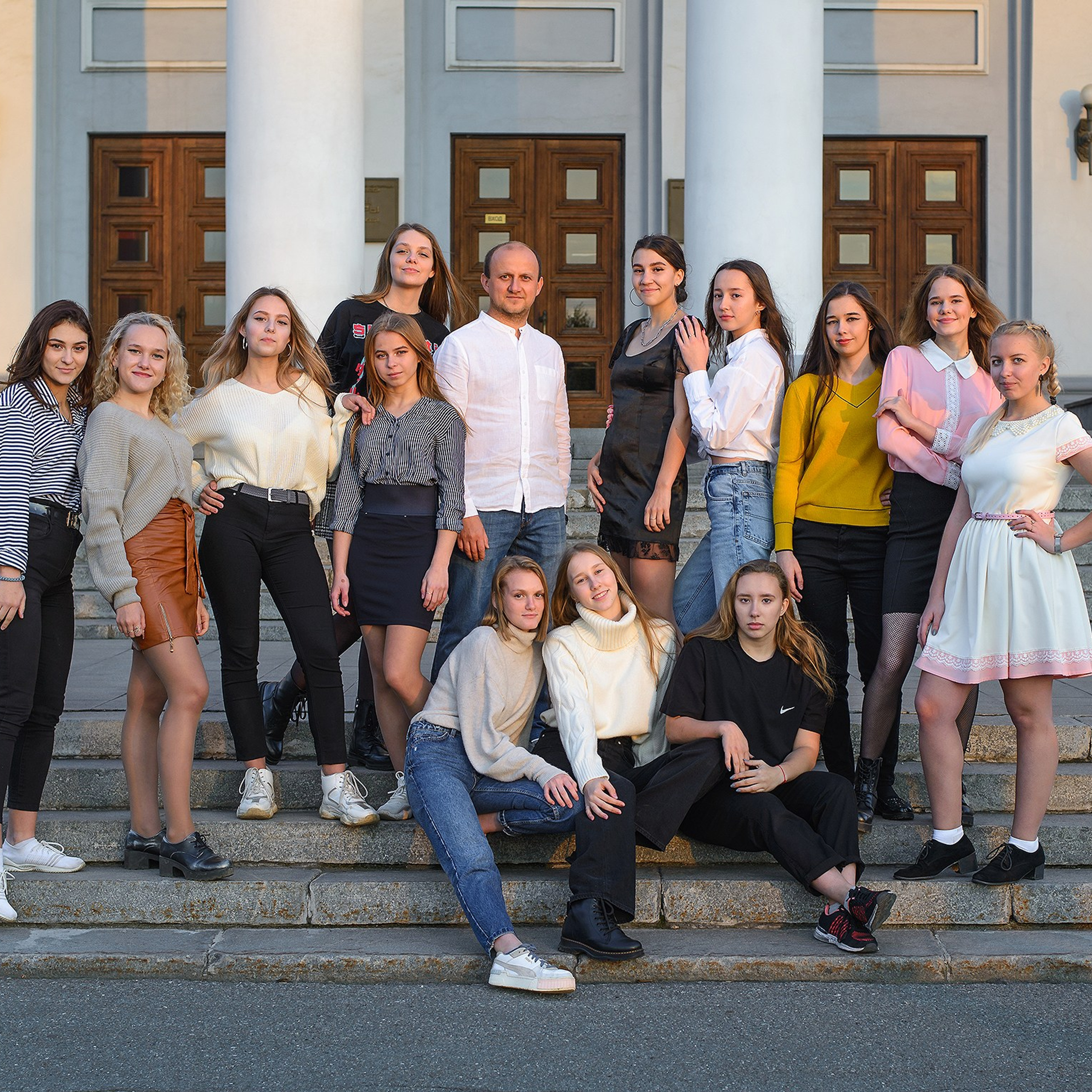 Съёмка на улице. АРТИКУЛ. Выпускные альбомы Нижний Тагил