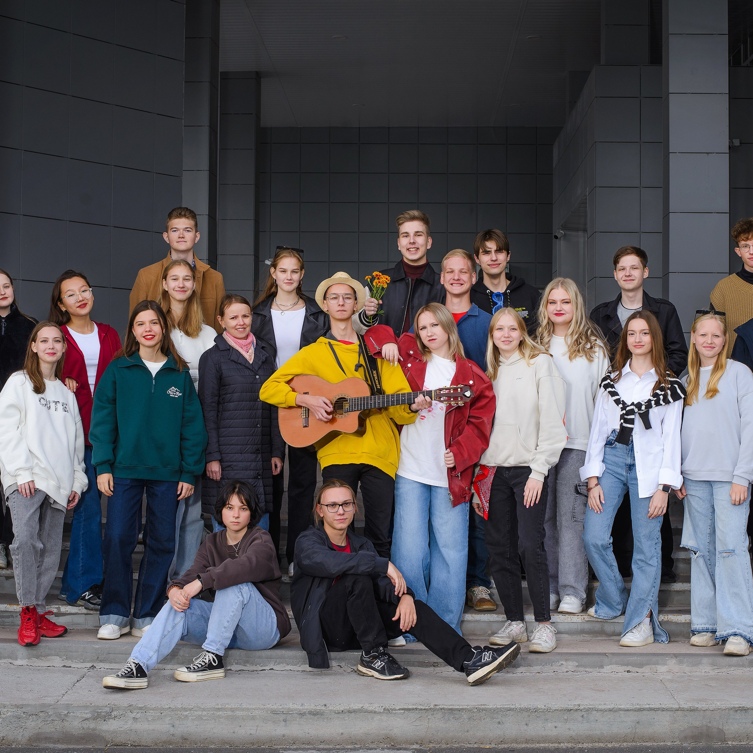 Съёмка на улице. АРТИКУЛ. Выпускные альбомы Нижний Тагил