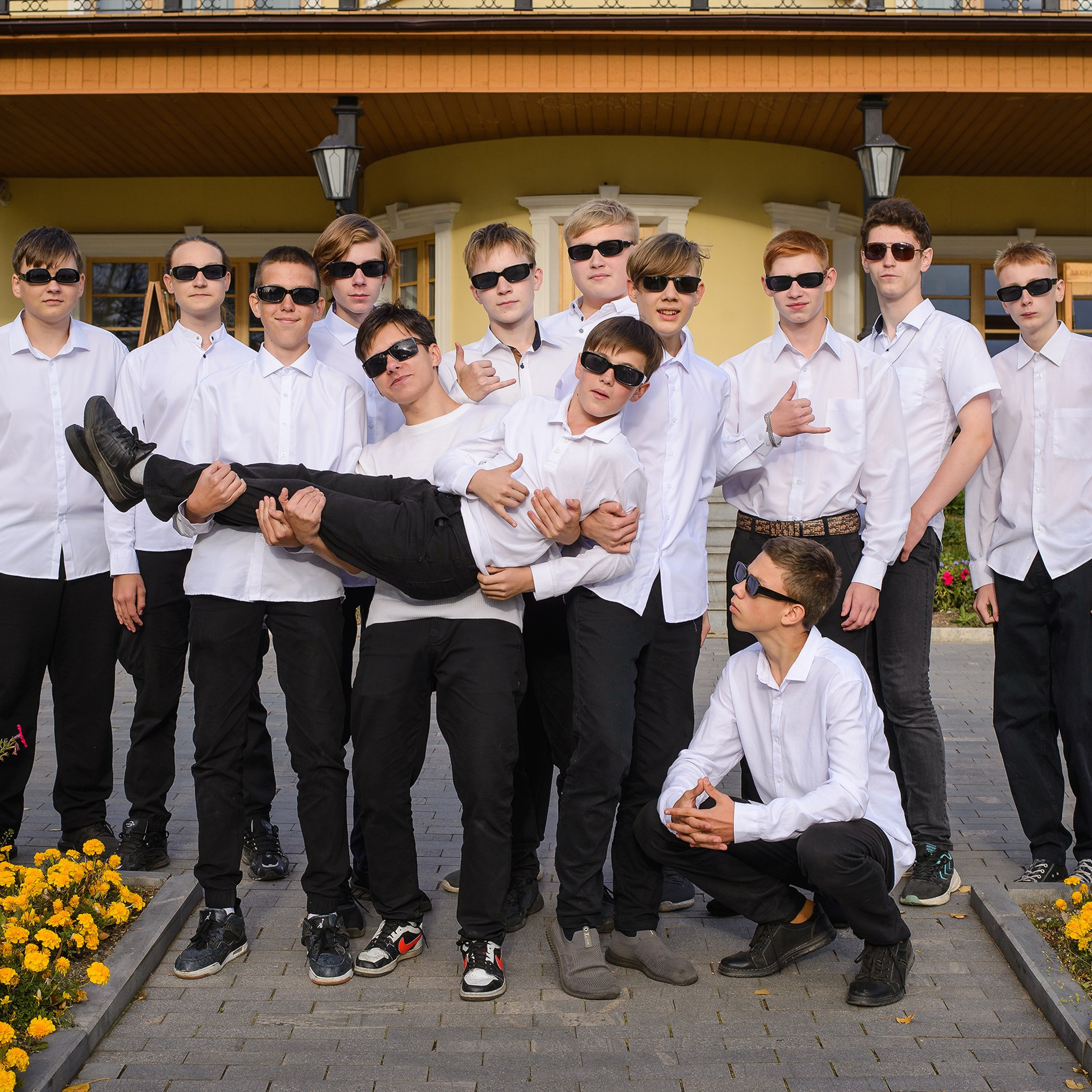 Съёмка на улице. АРТИКУЛ. Выпускные альбомы Нижний Тагил