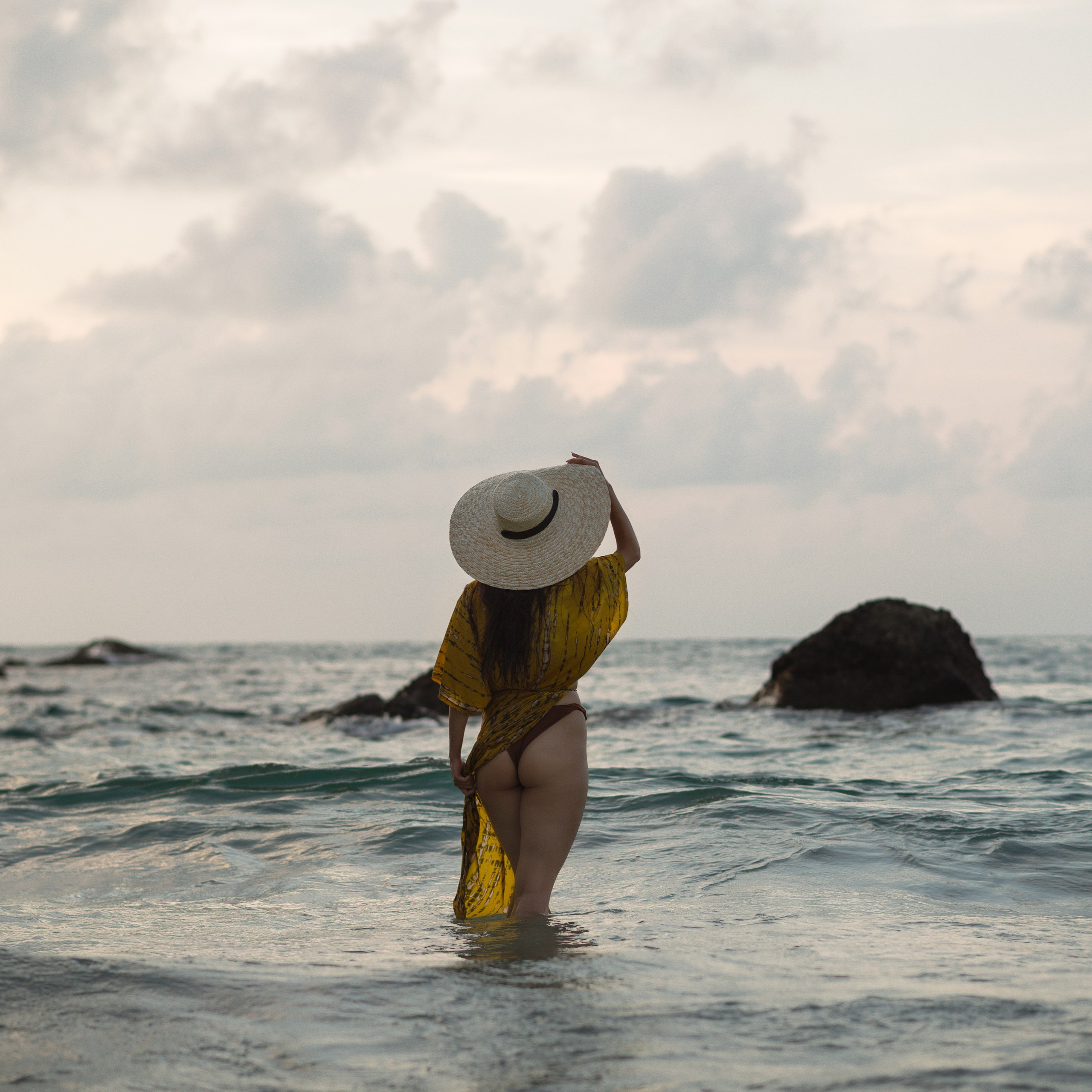 Маша — Тай