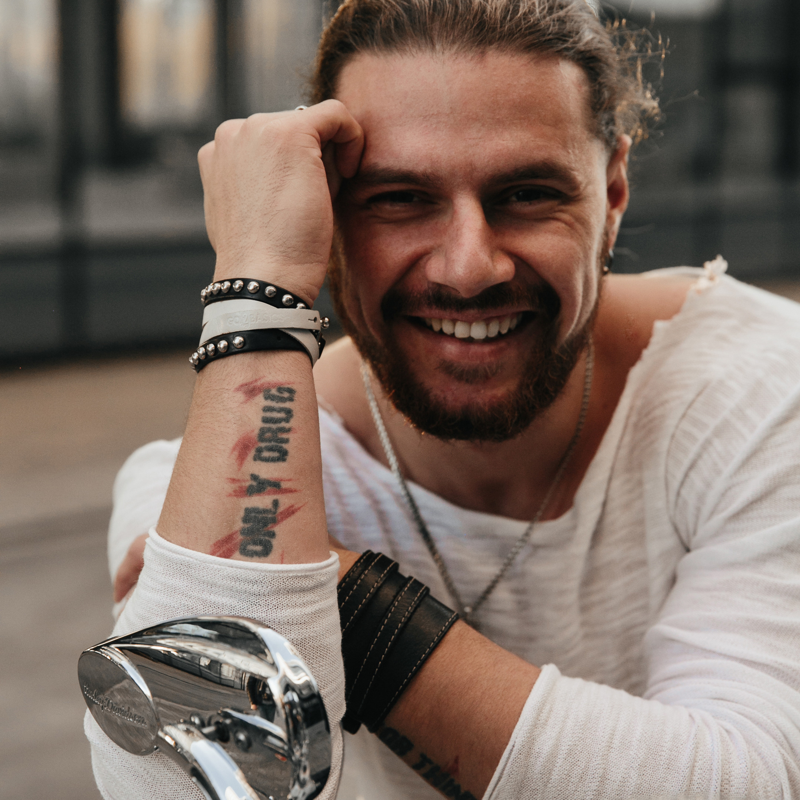 Alex & Harley. Street portrait