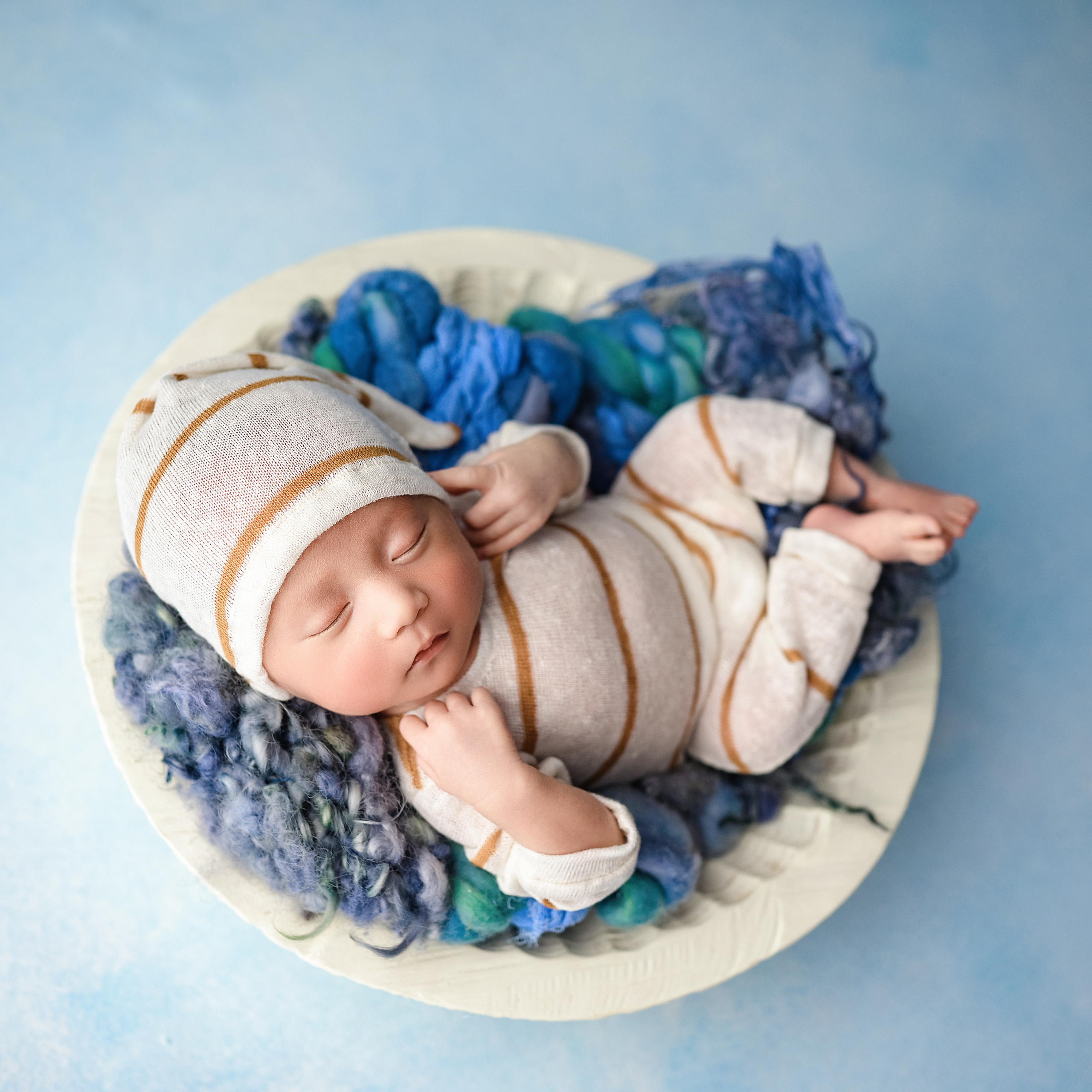 НОВОРОЖДЕННЫЕ