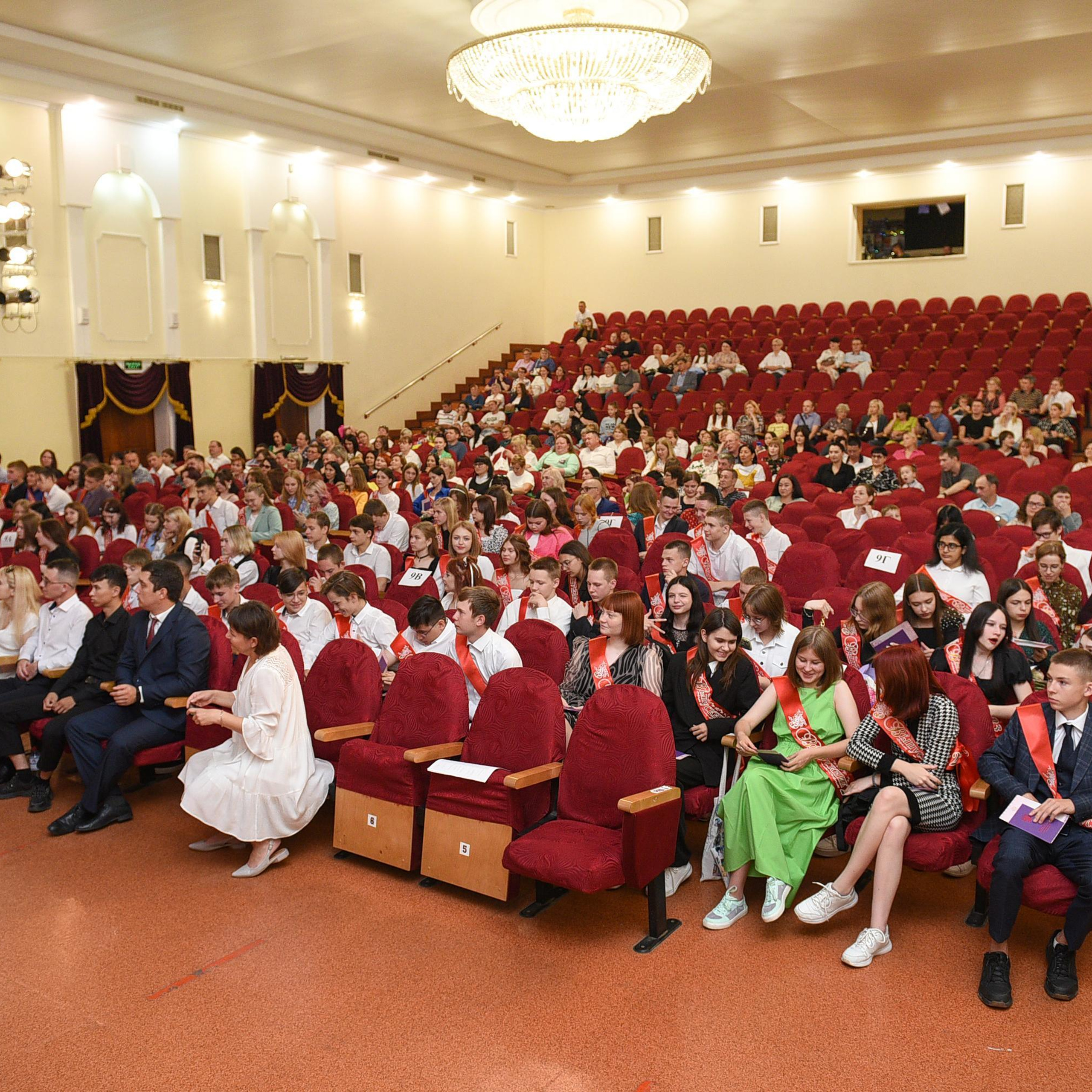 Отзывы. Выпускные альбомы в Кургане, Твой альбом, Книга