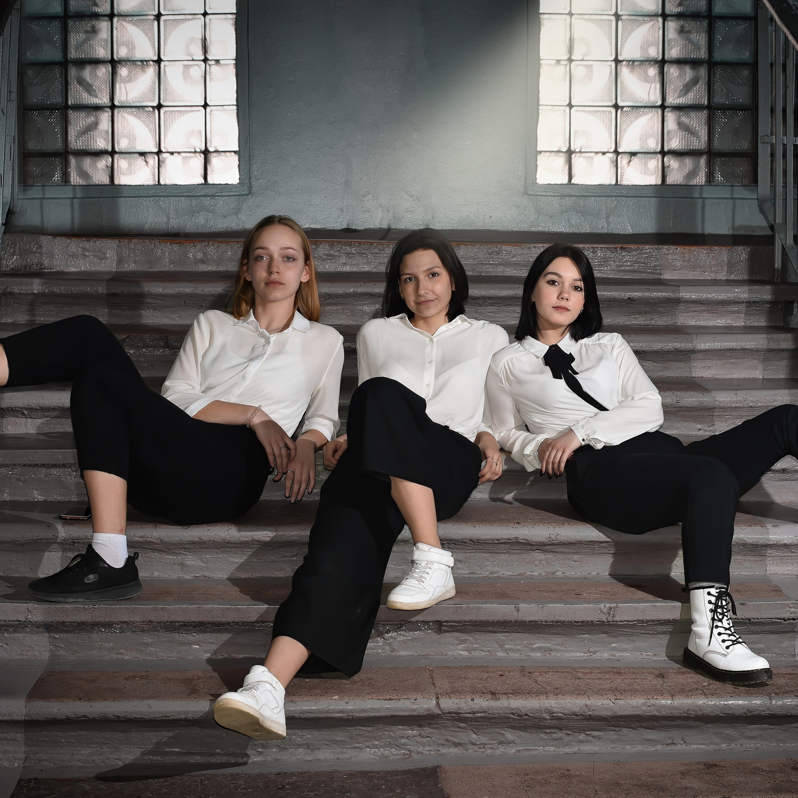 Фотосессии в школе. Выпускные альбомы в Кургане, Твой альбом, Книга