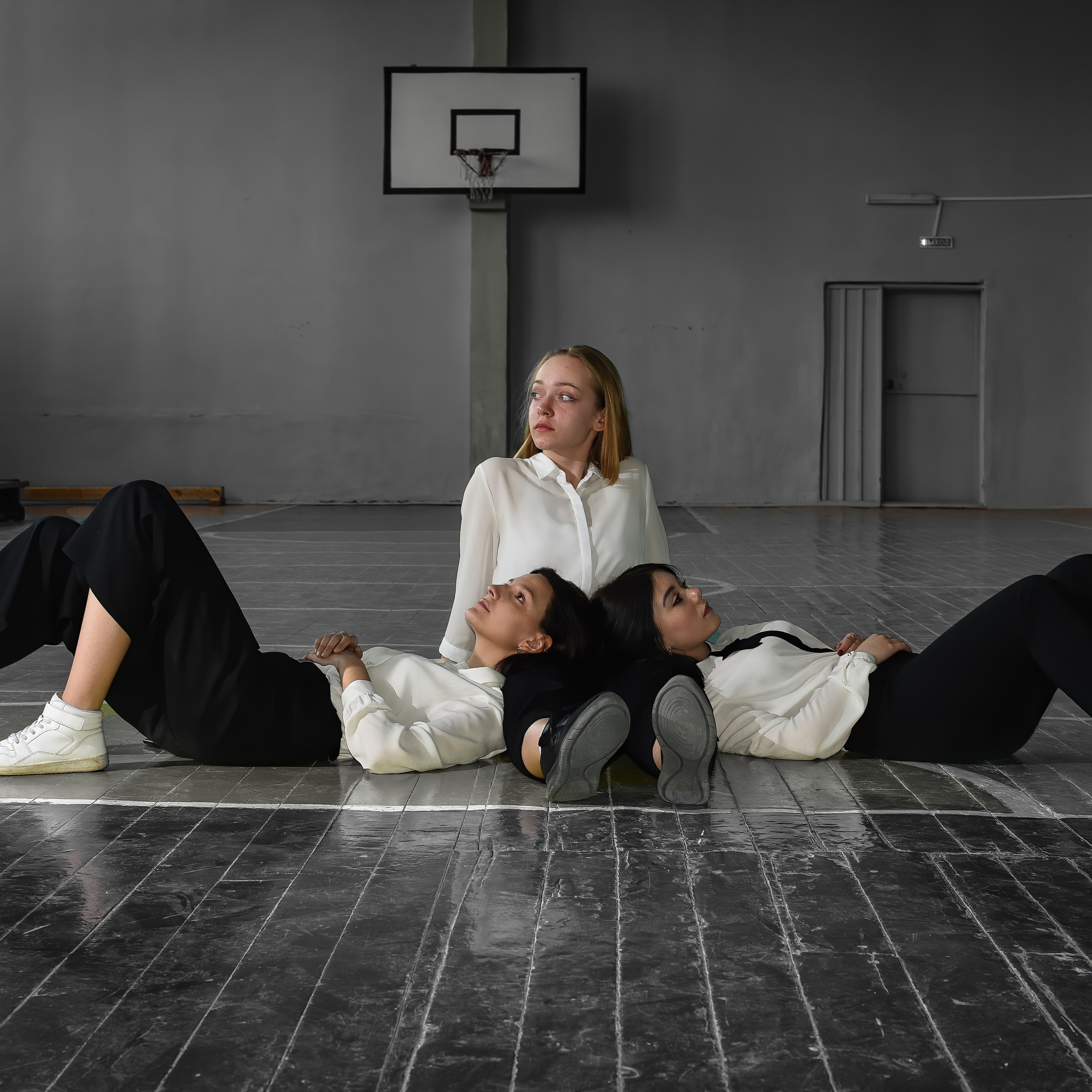 Фотосессии в школе. Выпускные альбомы в Кургане, Твой альбом, Книга