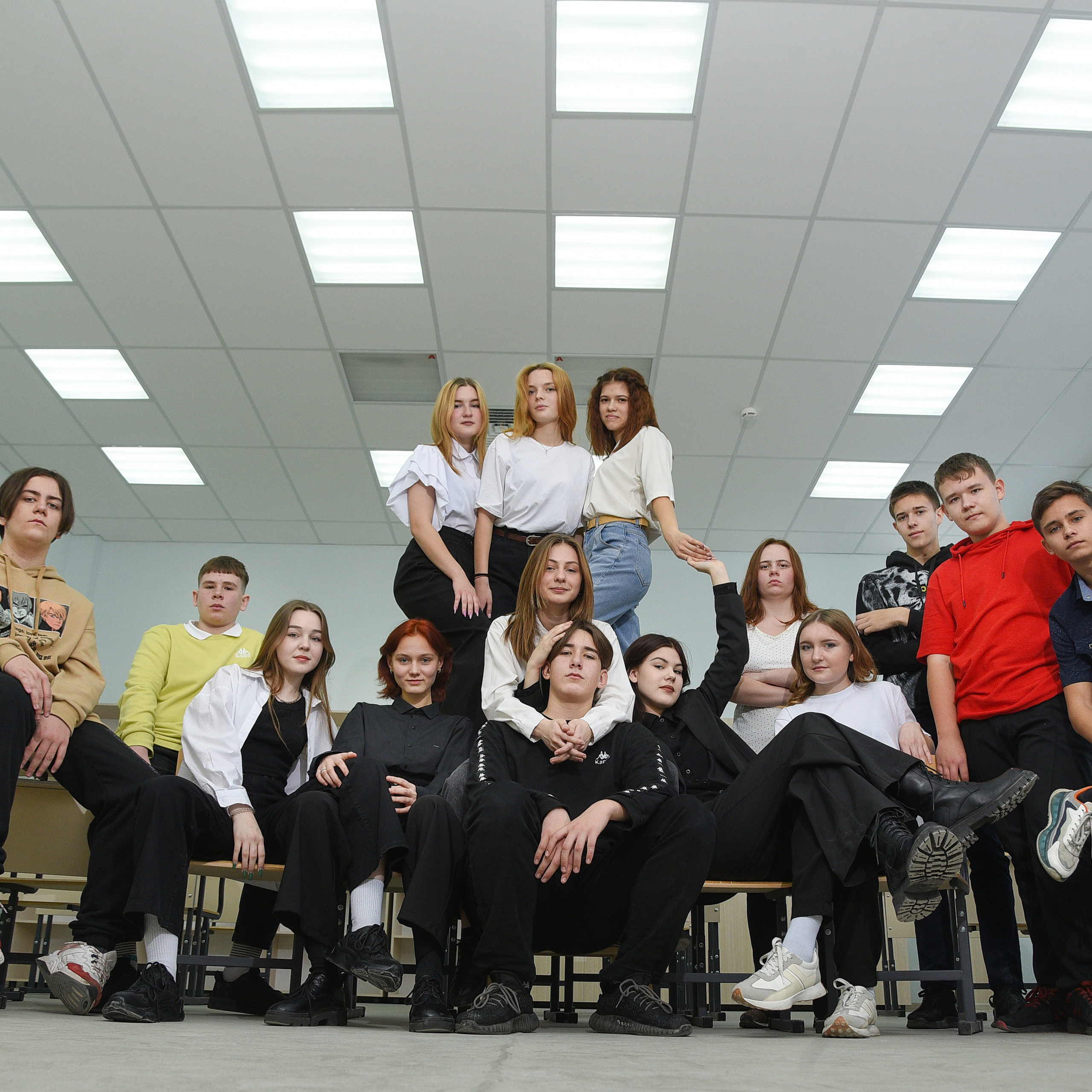 Фотосессии в школе. Выпускные альбомы в Кургане, Твой альбом, Книга