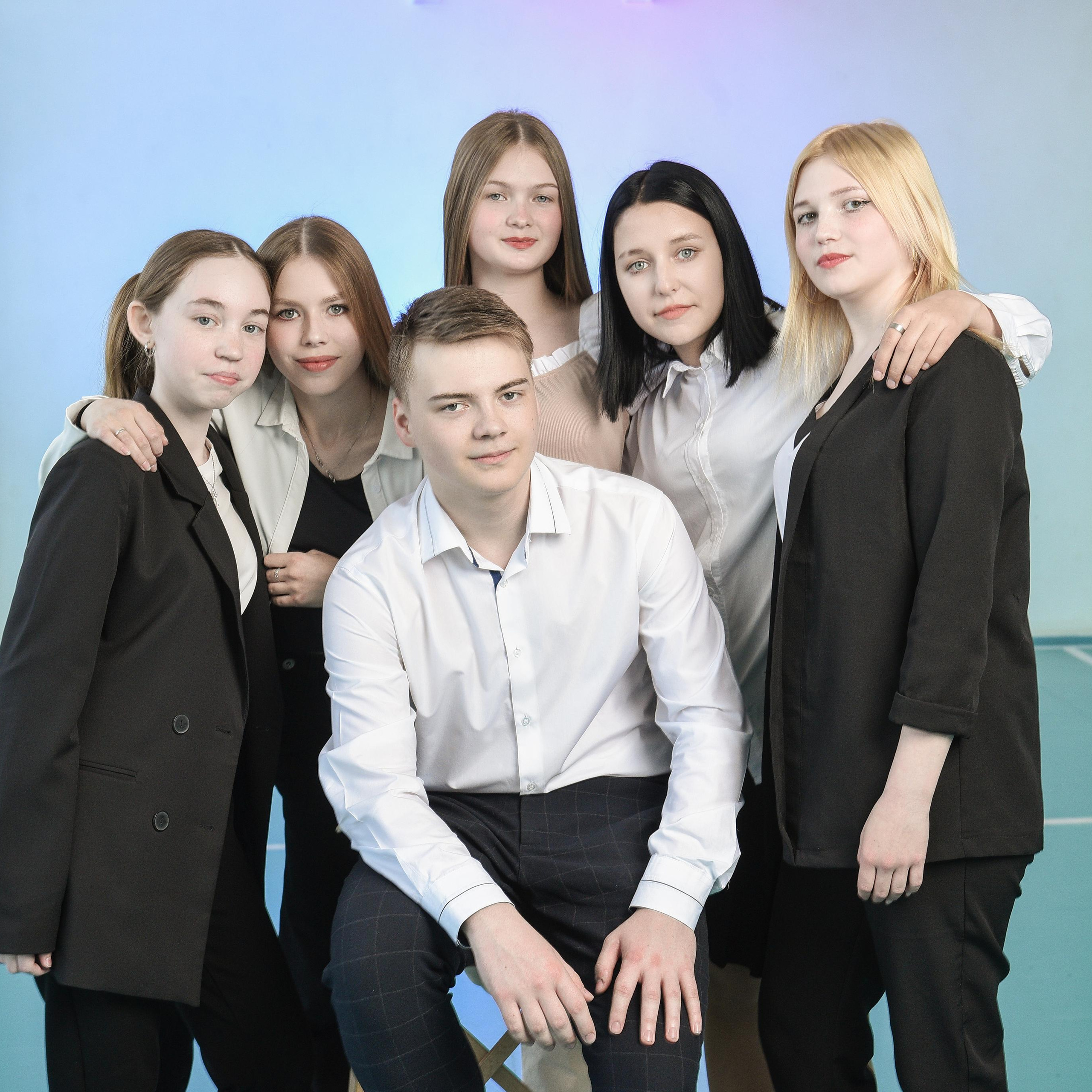 Фотосессии в школе. Выпускные альбомы в Кургане, Твой альбом, Книга