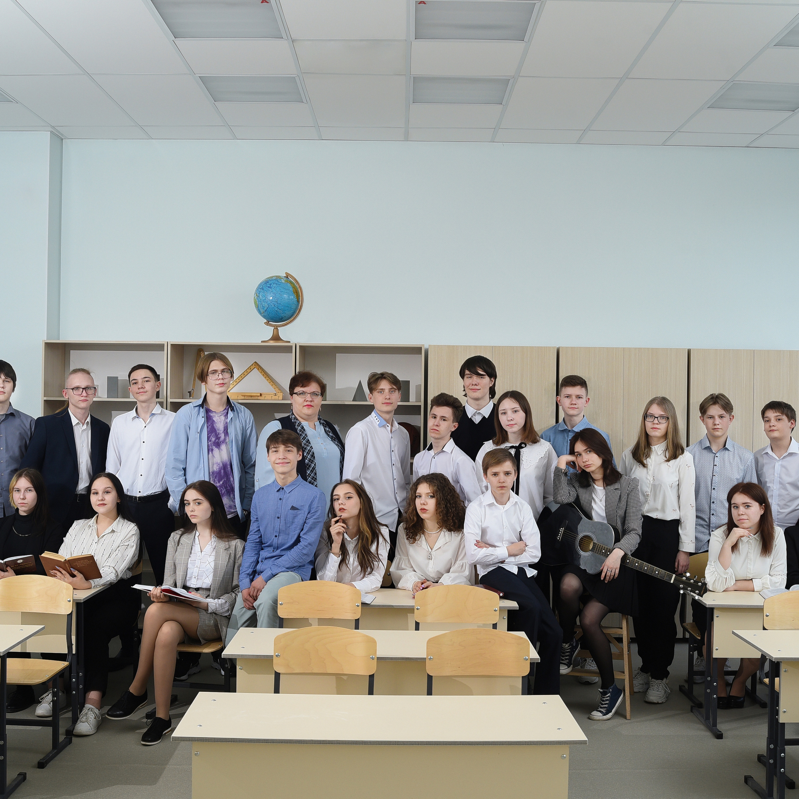 Фотосессии в школе. Выпускные альбомы в Кургане, Твой альбом, Книга