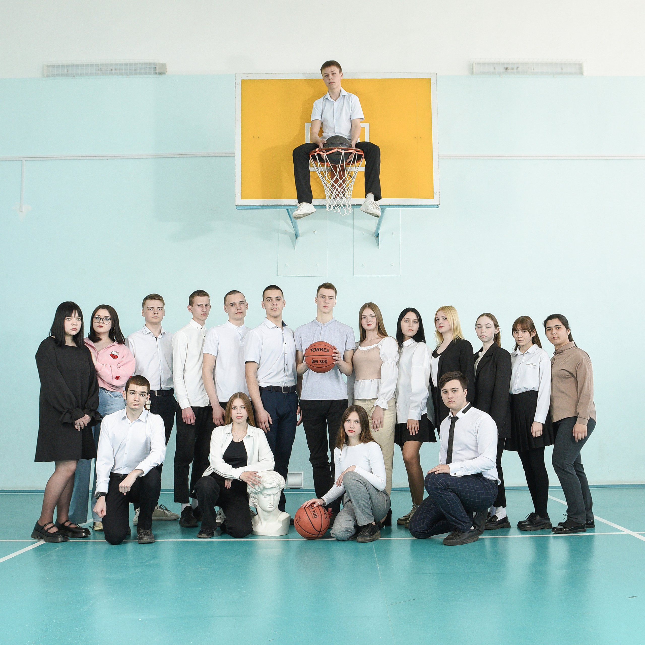 Фотосессии в школе. Выпускные альбомы в Кургане, Твой альбом, Книга