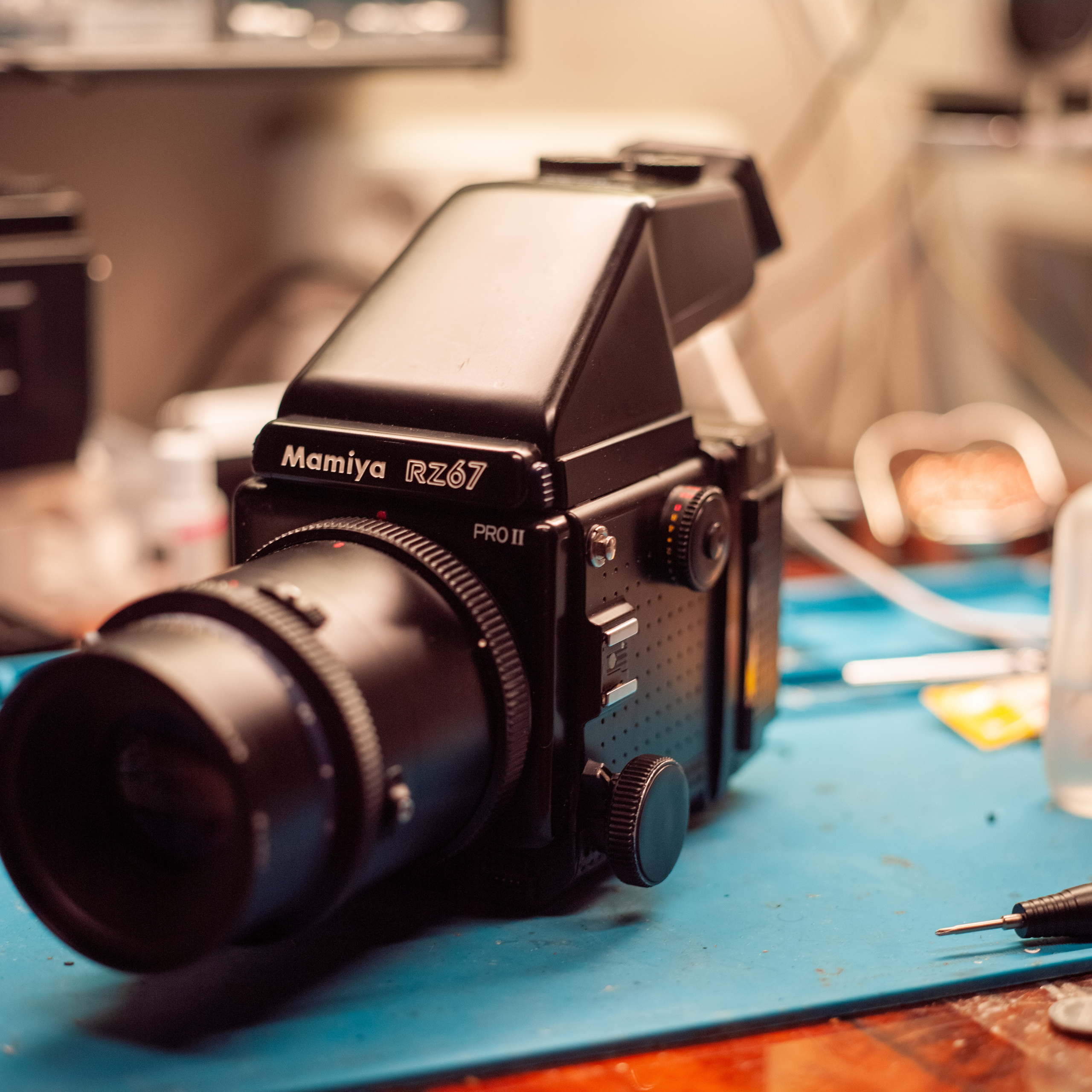Ремонт mamiya rz pro ii по низу рынка.