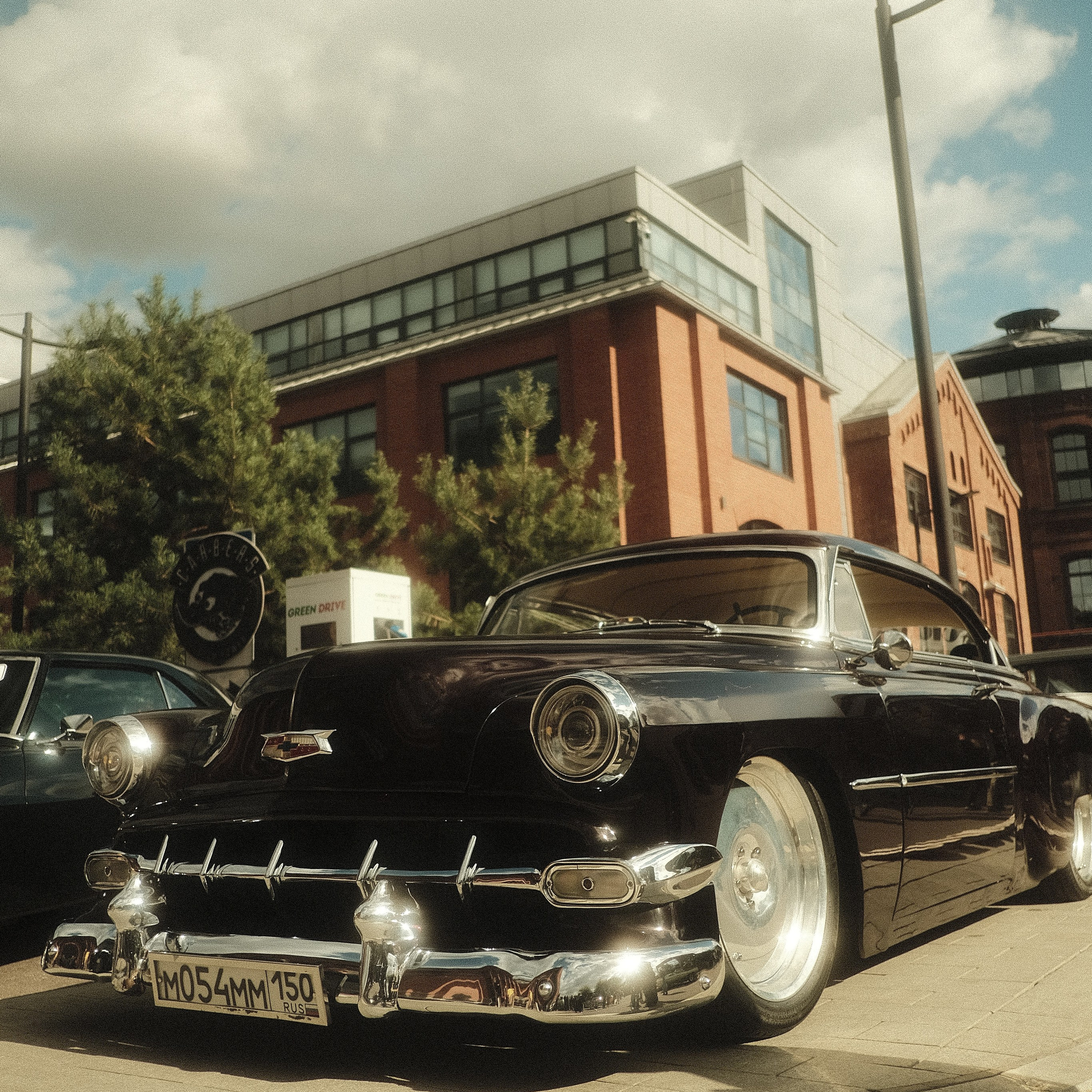 Автофест «OLDSCHOOLSHOW». Фотограф и Видеограф в Москве Евгений Клименко