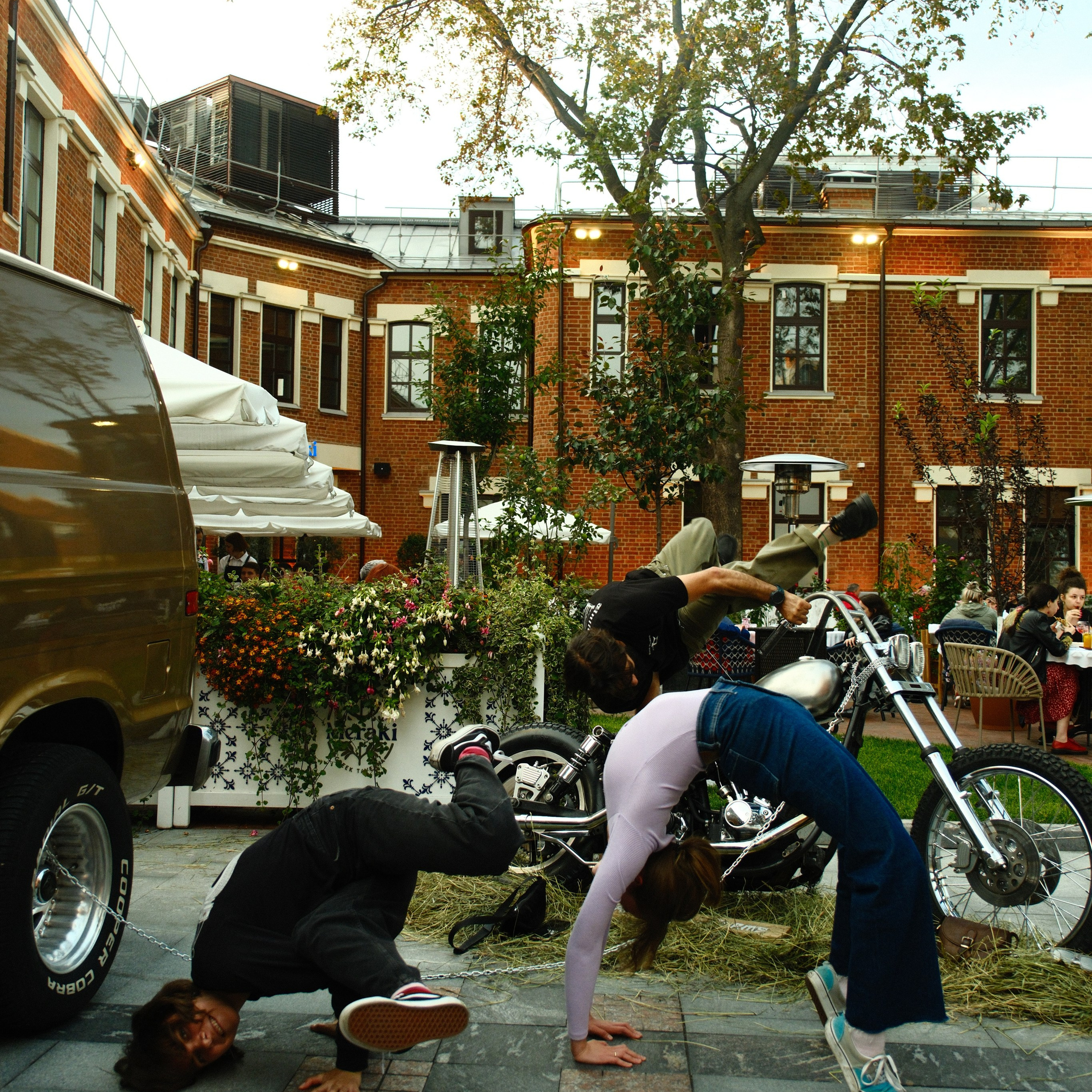 Автофест «OLDSCHOOLSHOW». Фотограф и Видеограф в Москве Евгений Клименко