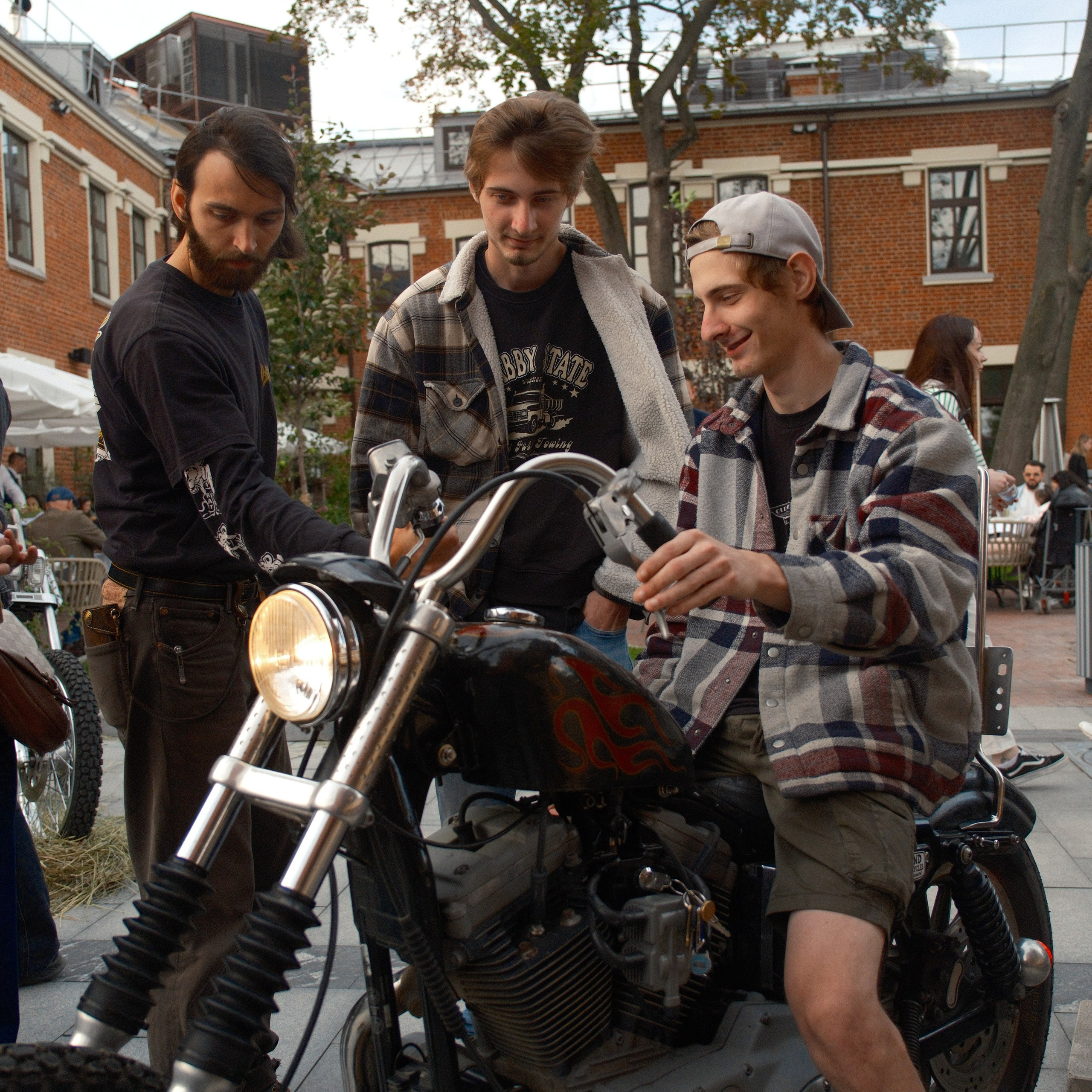 Автофест «OLDSCHOOLSHOW». Фотограф и Видеограф в Москве Евгений Клименко