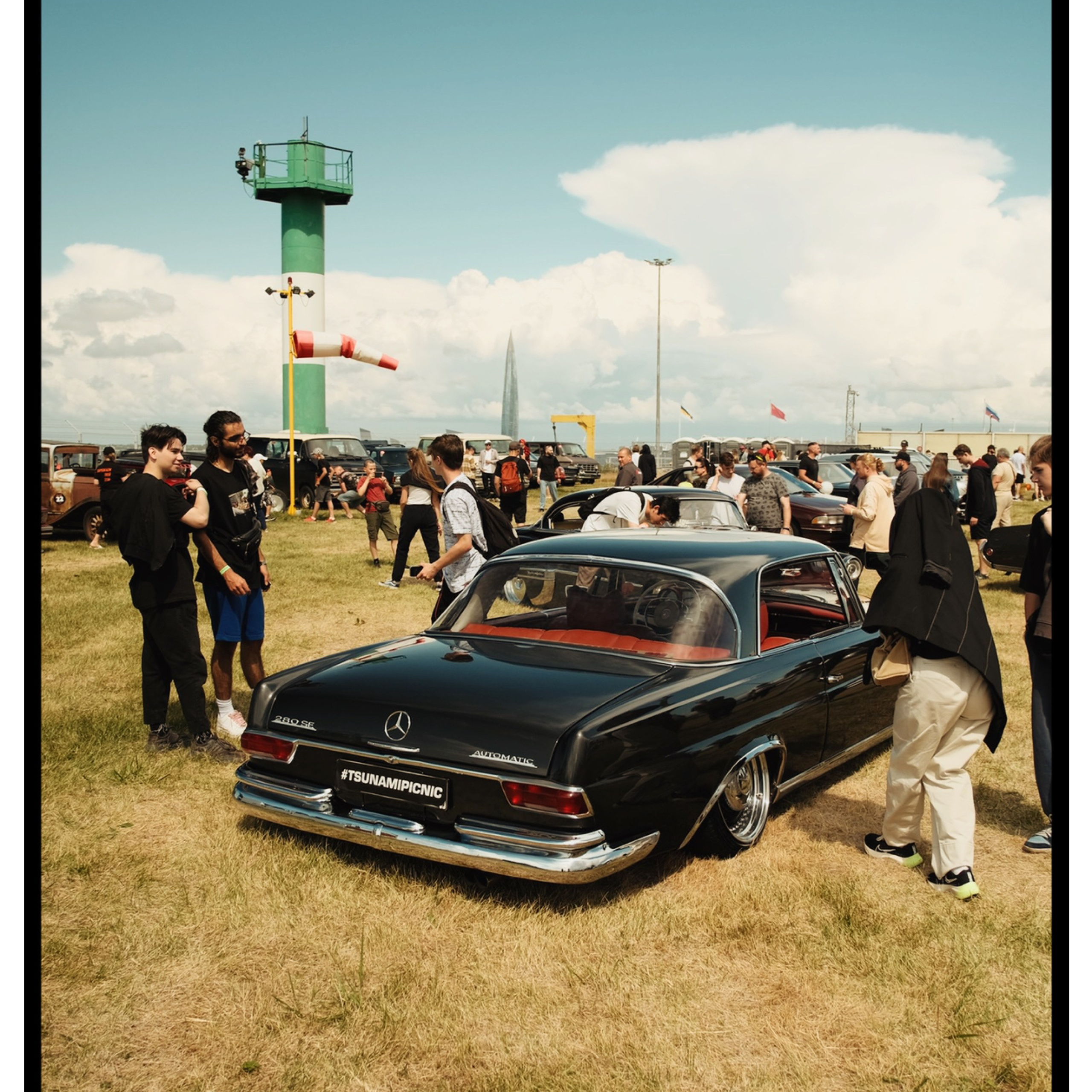 «Tsunami Picnic» Автофестиваль в Питере. Фотограф и Видеограф в Москве Евгений Клименко
