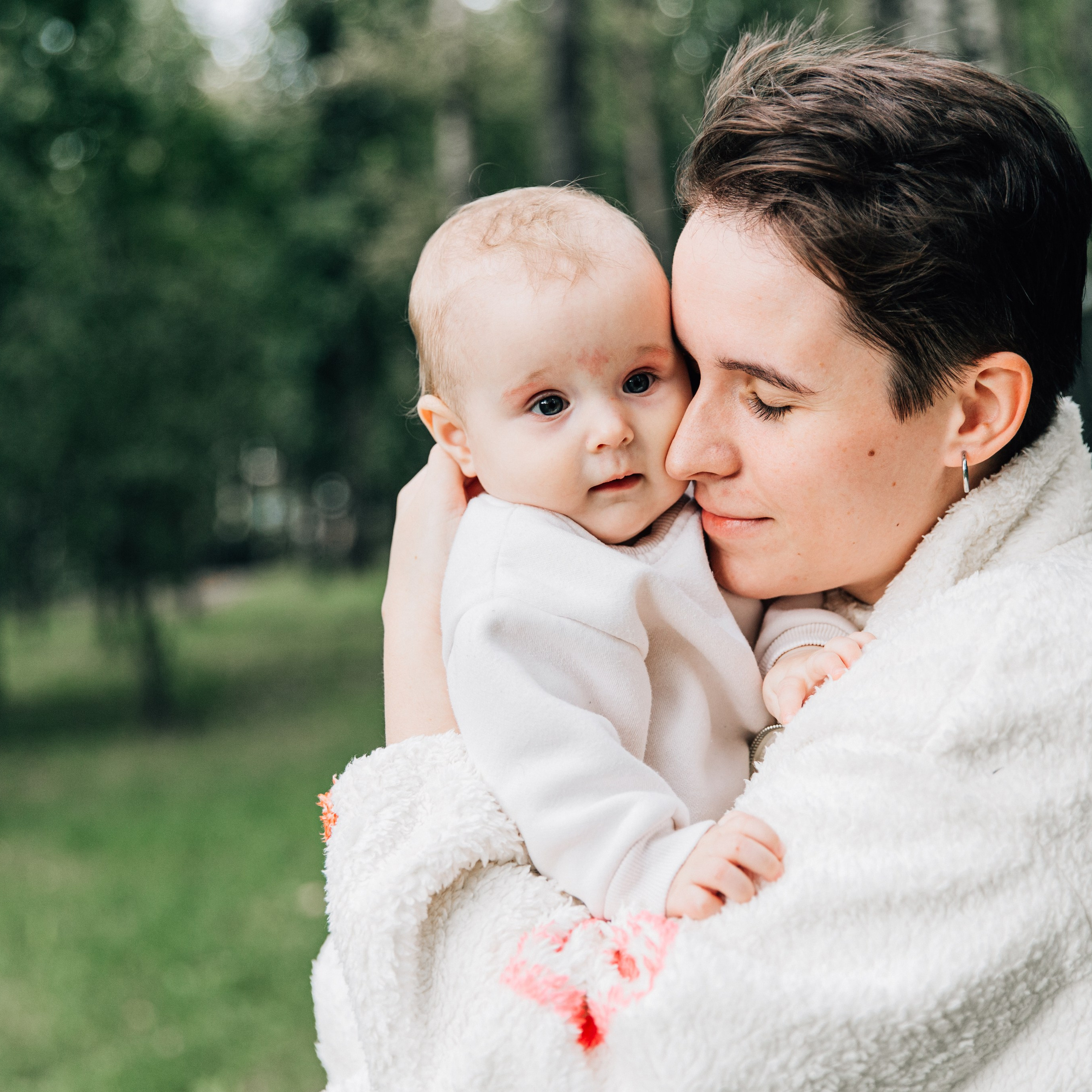 Аня, Вера, Кира и&nbsp;мама