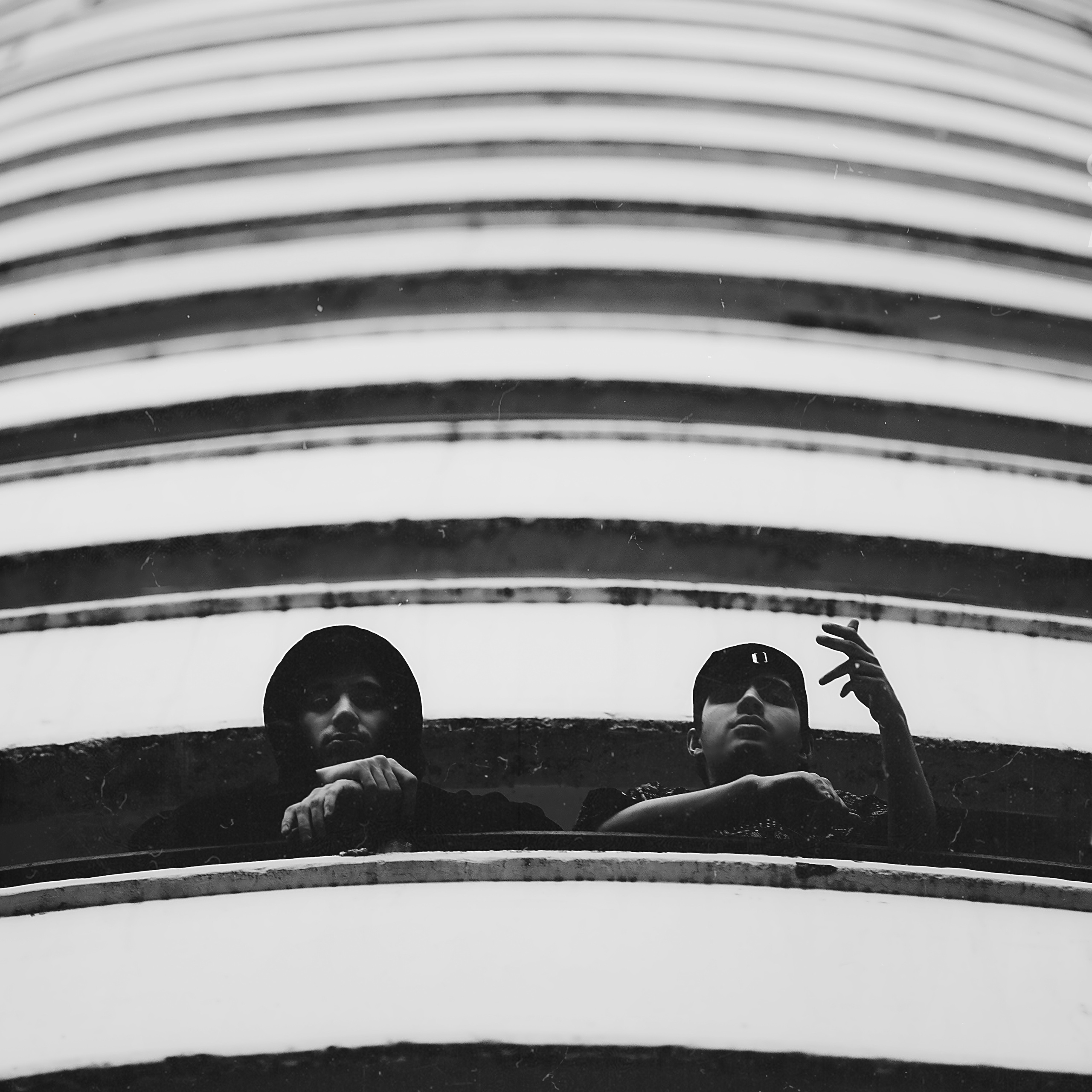 Cover for album Lvmbo and Pablo - Harlem