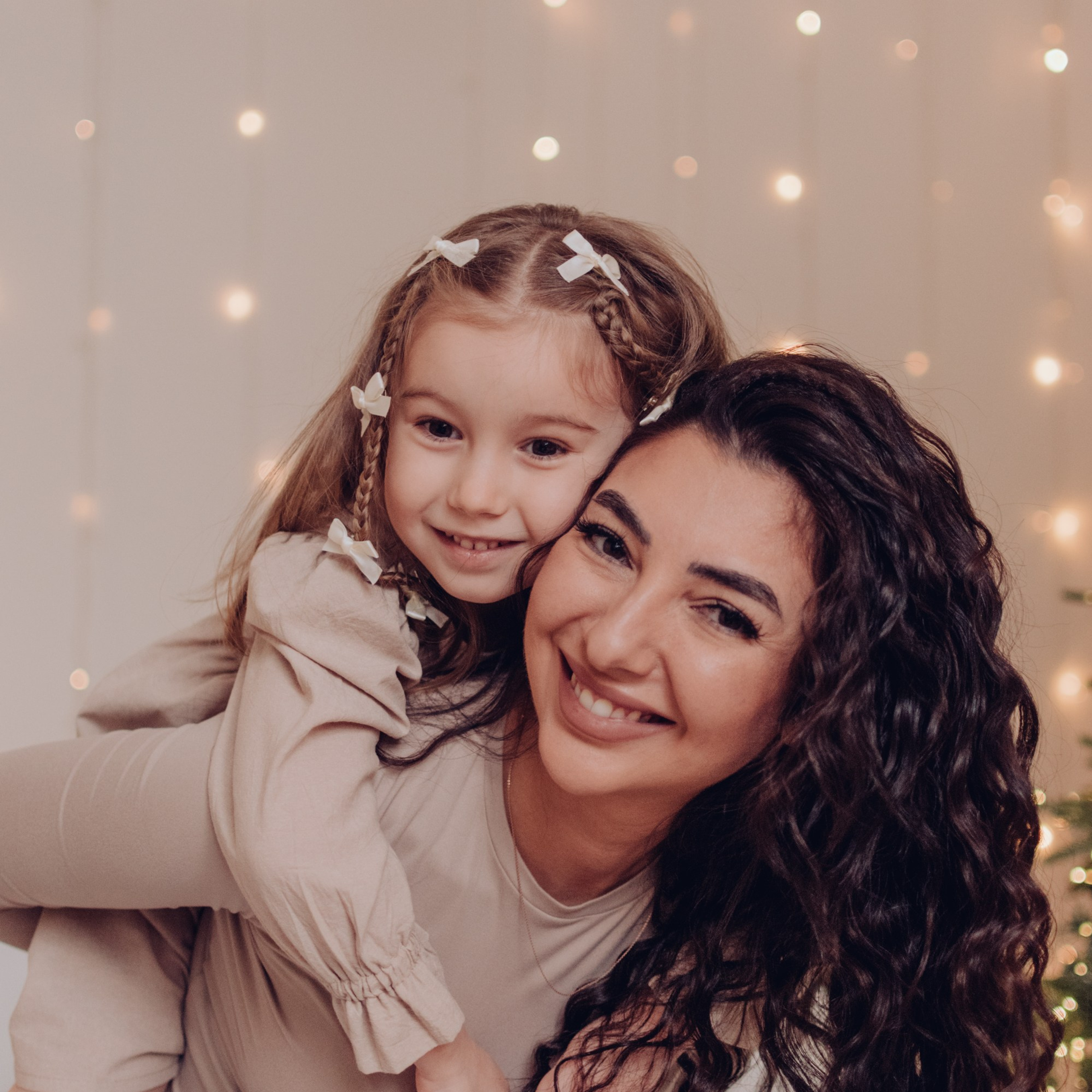 Марина и Юля, Новый год