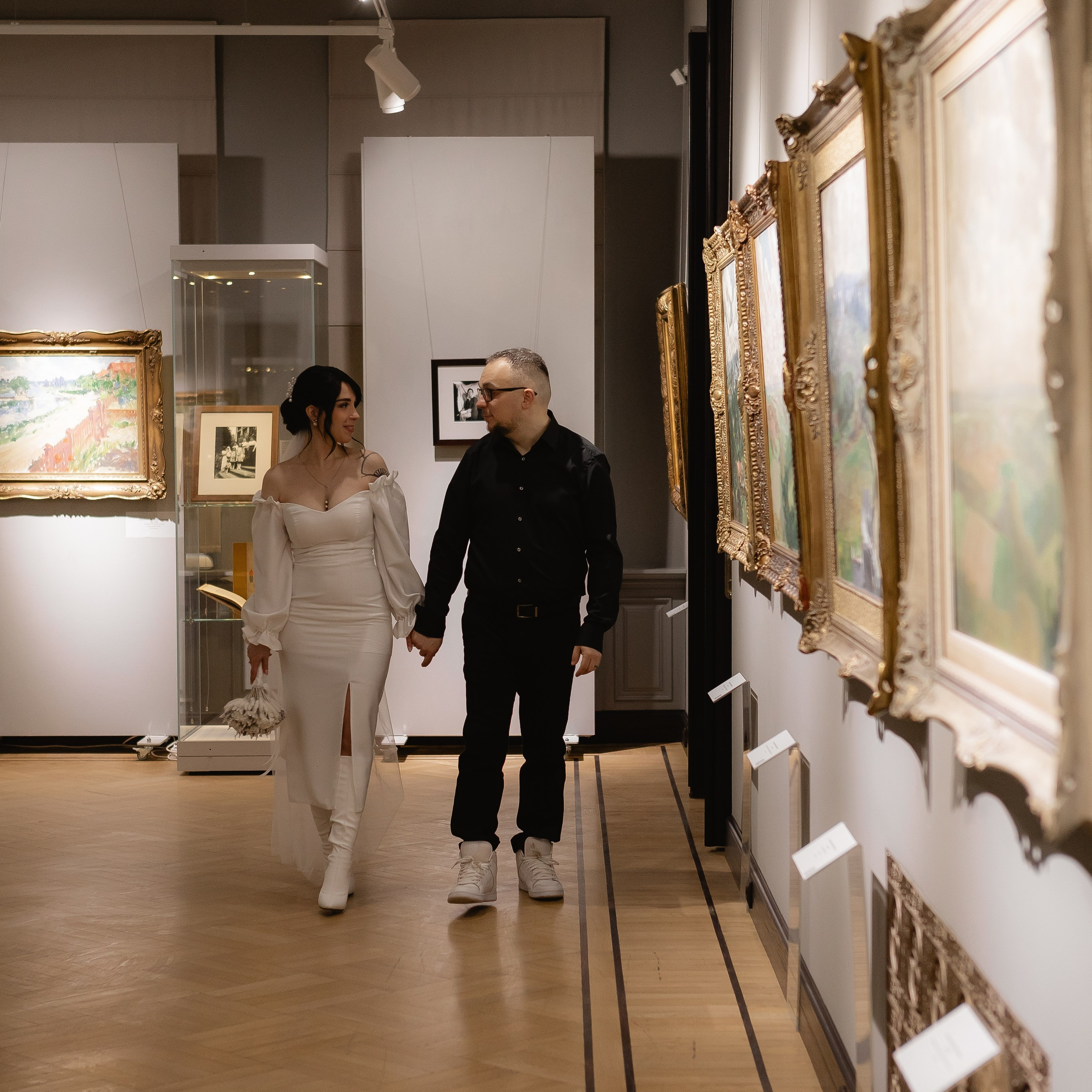 Анастасия и Адель