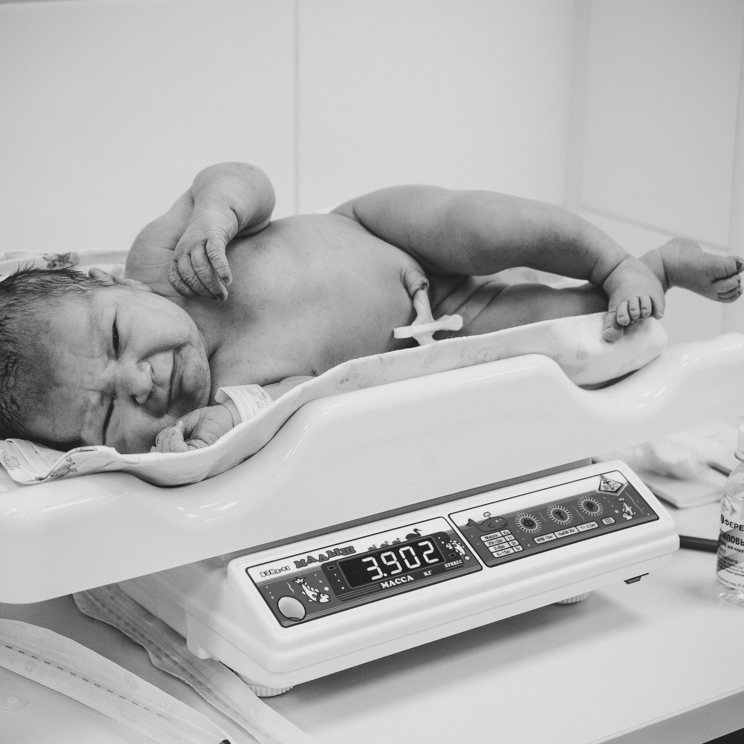 Отзывы счастливых родителей после съемок. Фотограф беременности и новорожденных Диляра Эстрина г. Альметьевск