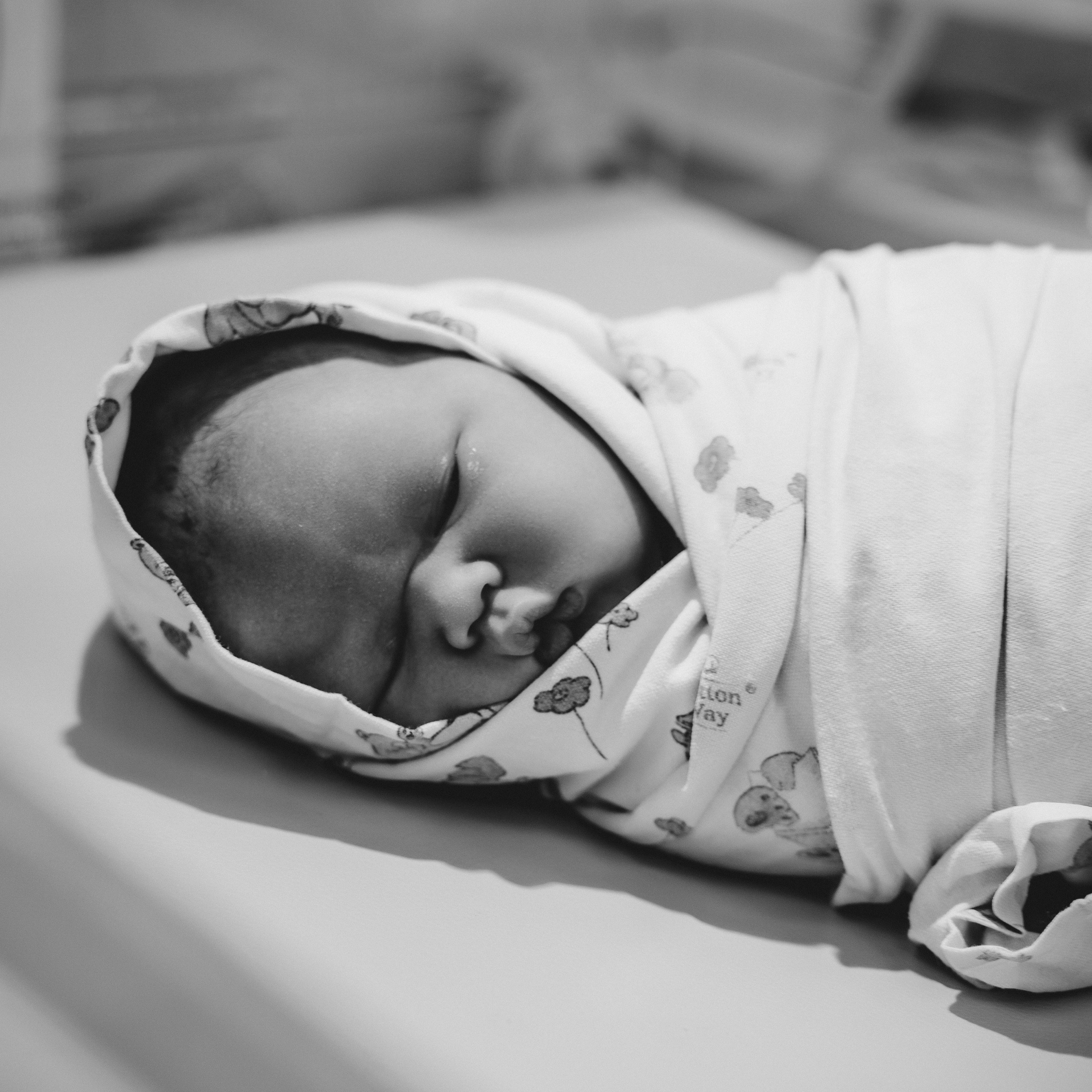 Отзывы счастливых родителей после съемок. Фотограф беременности и новорожденных Диляра Эстрина г. Альметьевск