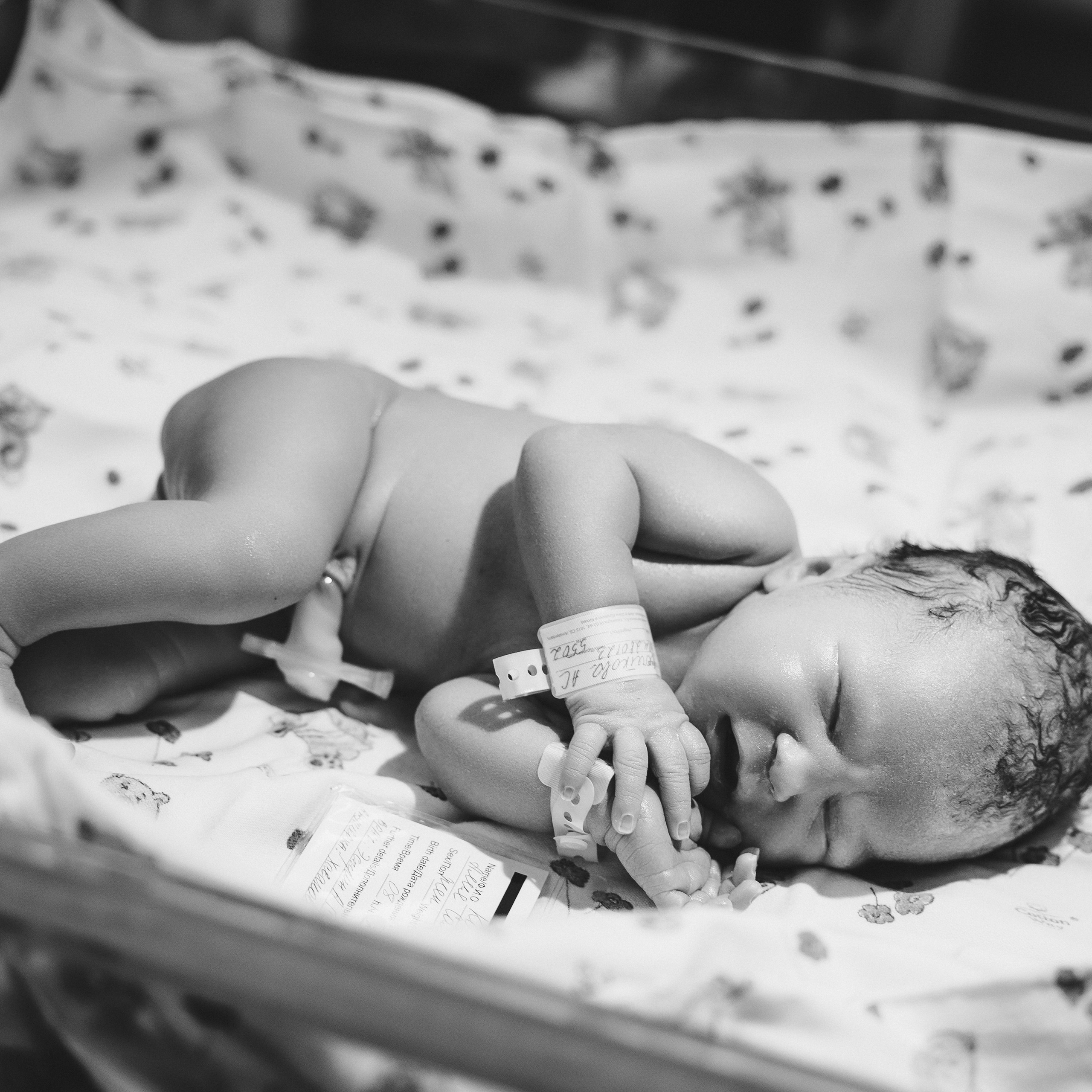 Отзывы счастливых родителей после съемок. Фотограф беременности и новорожденных Диляра Эстрина г. Альметьевск