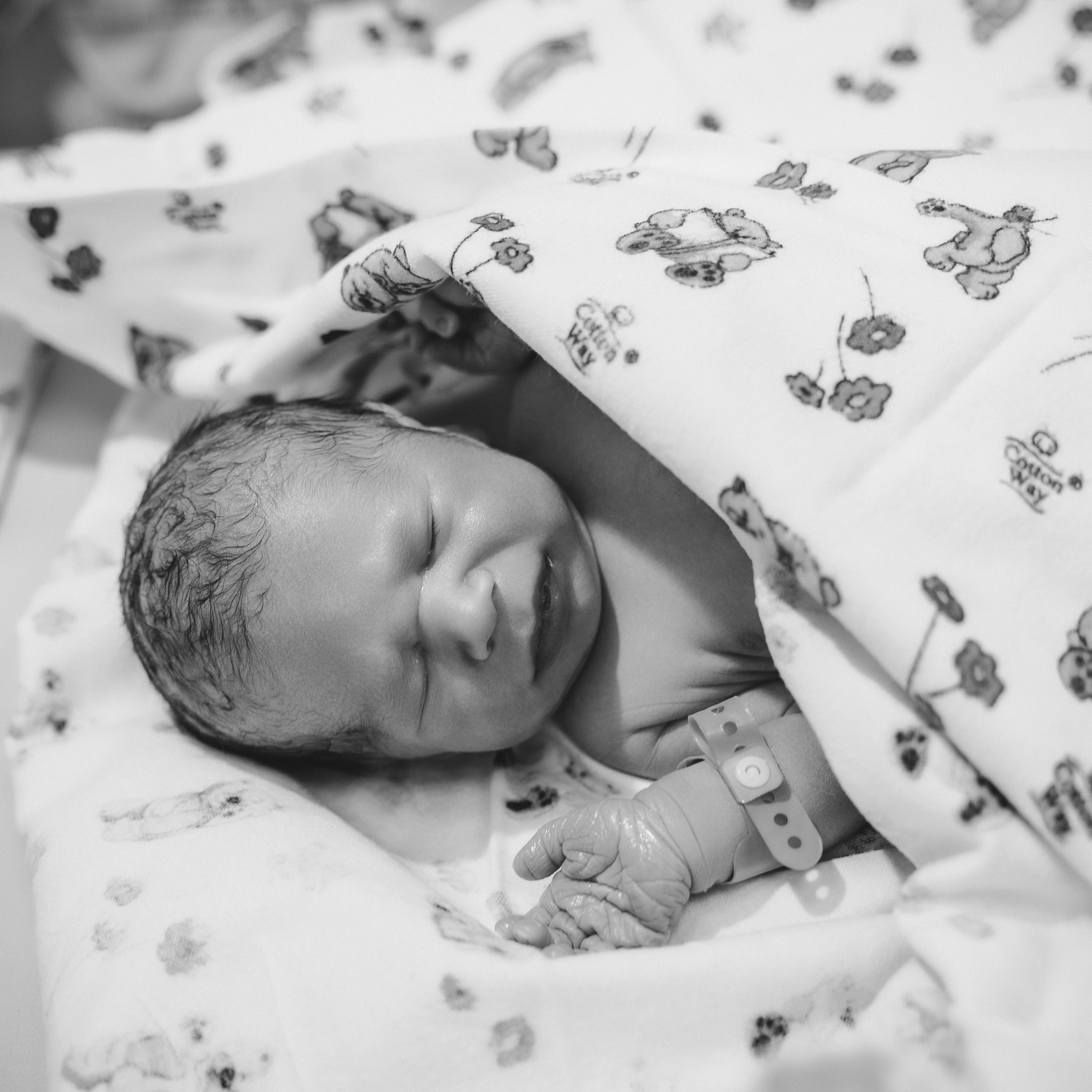 Отзывы счастливых родителей после съемок. Фотограф беременности и новорожденных Диляра Эстрина г. Альметьевск