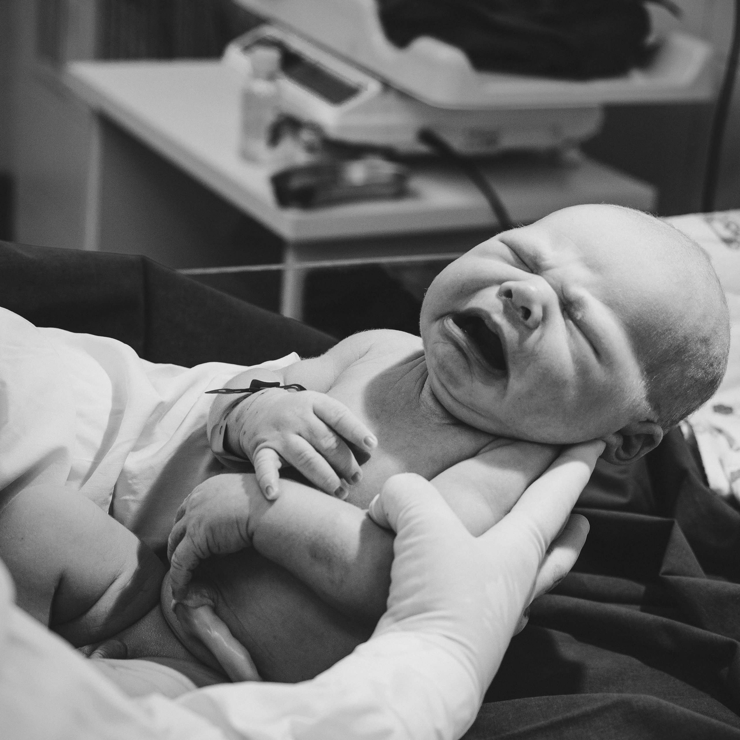 Отзывы счастливых родителей после съемок. Фотограф беременности и новорожденных Диляра Эстрина г. Альметьевск