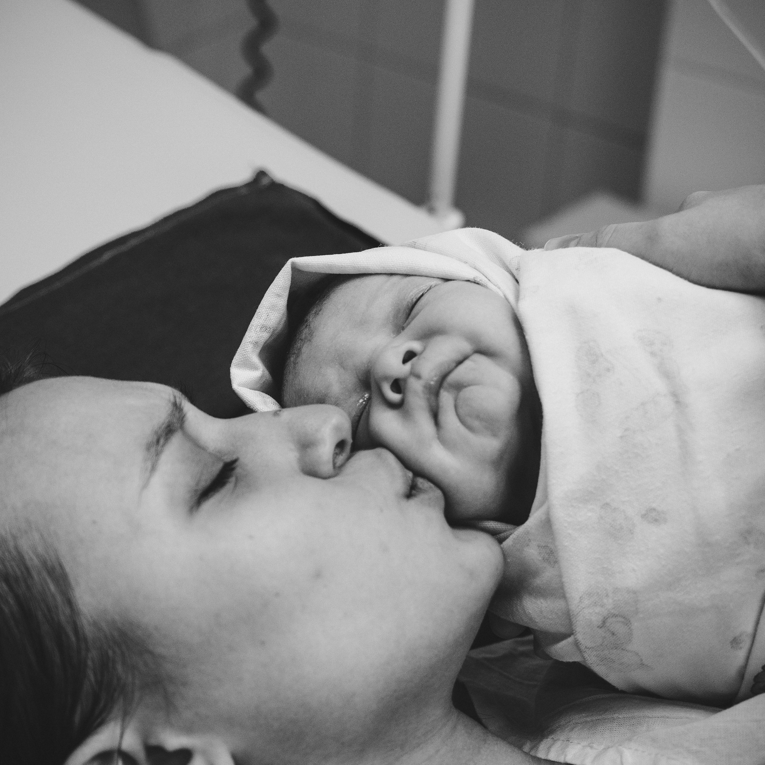 Отзывы счастливых родителей после съемок. Фотограф беременности и новорожденных Диляра Эстрина г. Альметьевск