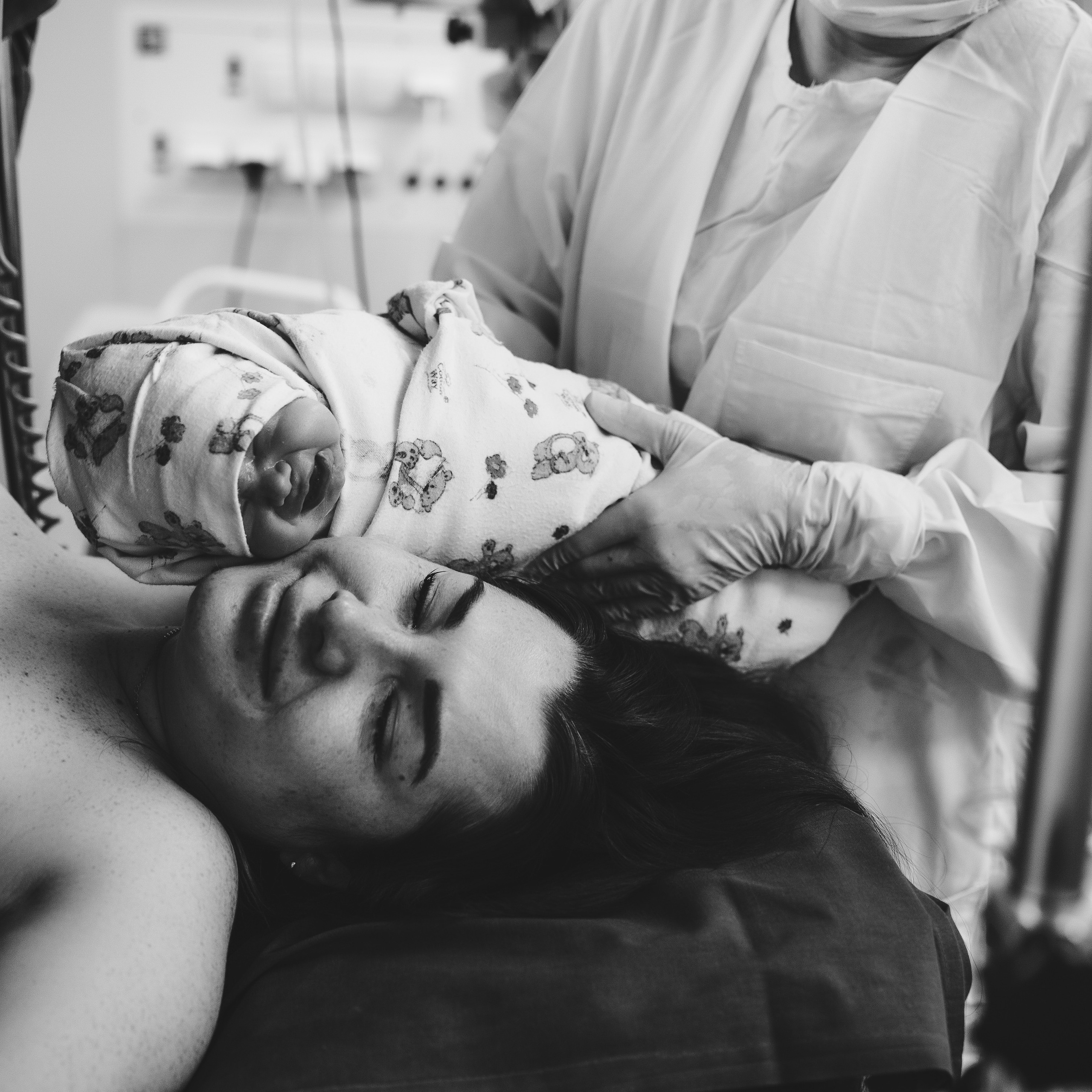 Отзывы счастливых родителей после съемок. Фотограф беременности и новорожденных Диляра Эстрина г. Альметьевск