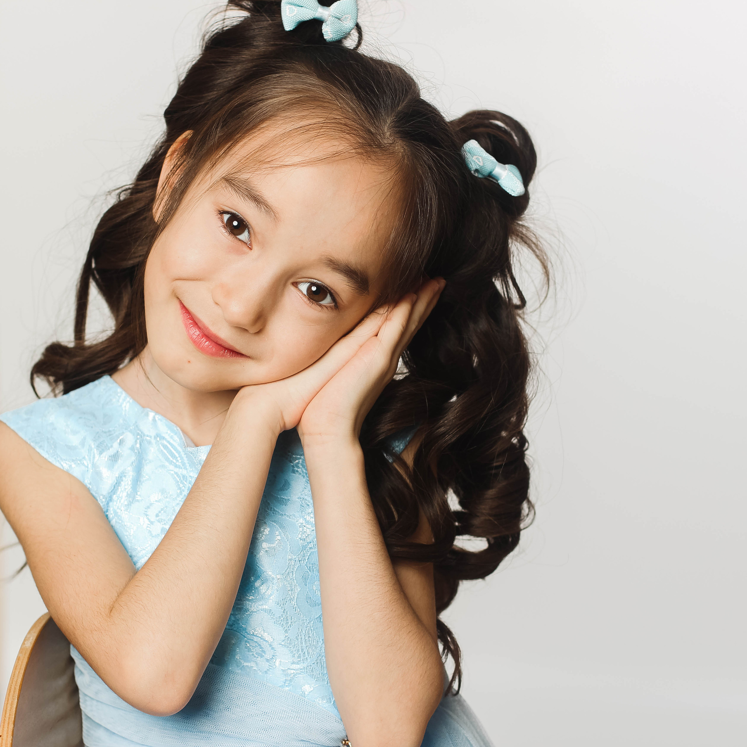 Отзывы на выпускные альбомы Аксиома. AXIOMA │ Выпускные альбомы в Иркуске. Альбом в подарок! Закажи сейчас!