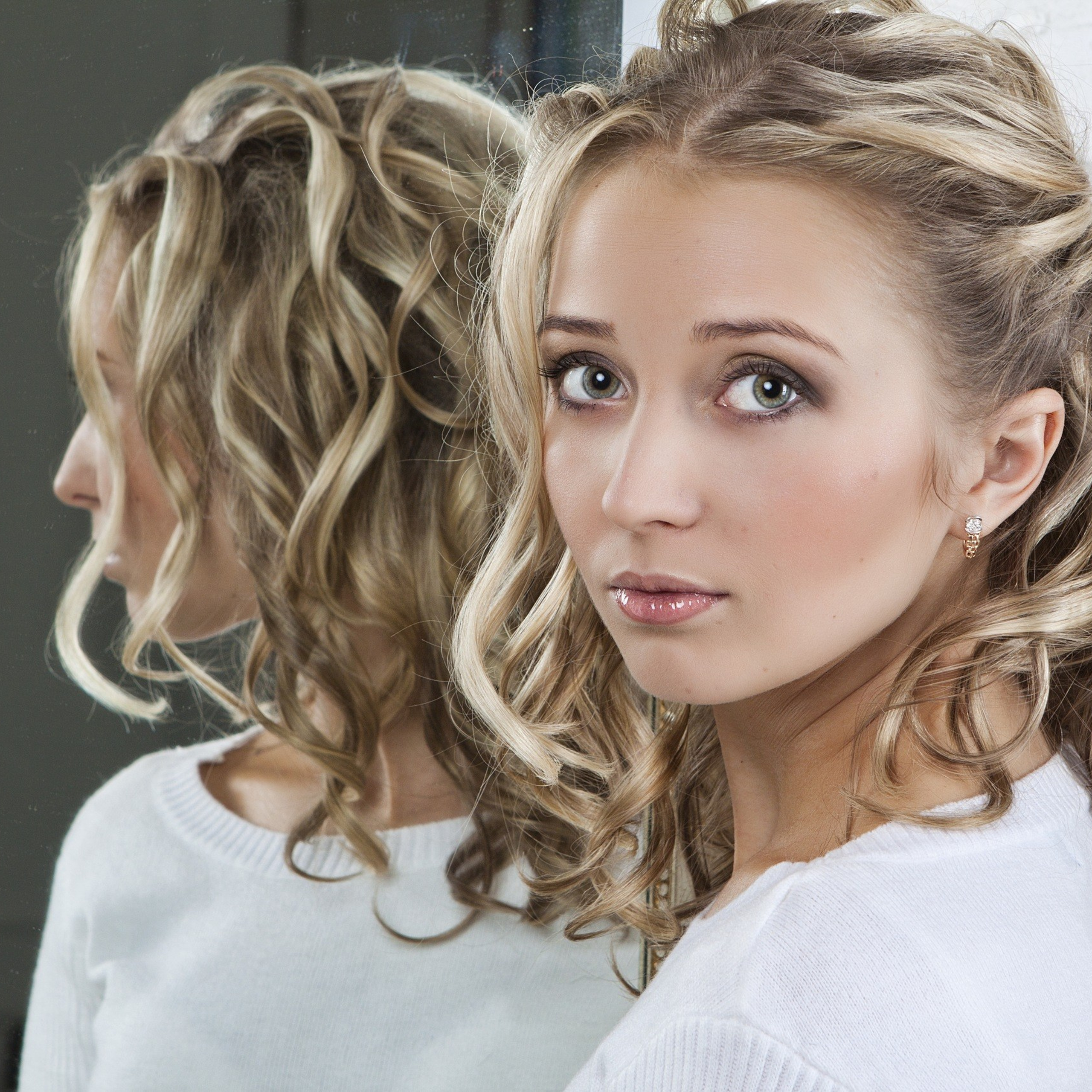 Отзывы о фотографе Анне Юмаловой — реальные истории клиентов. Женский фотограф в Санк-Петербурге и Москве — фотосессия девушки в студии, портрет, фотосъемка