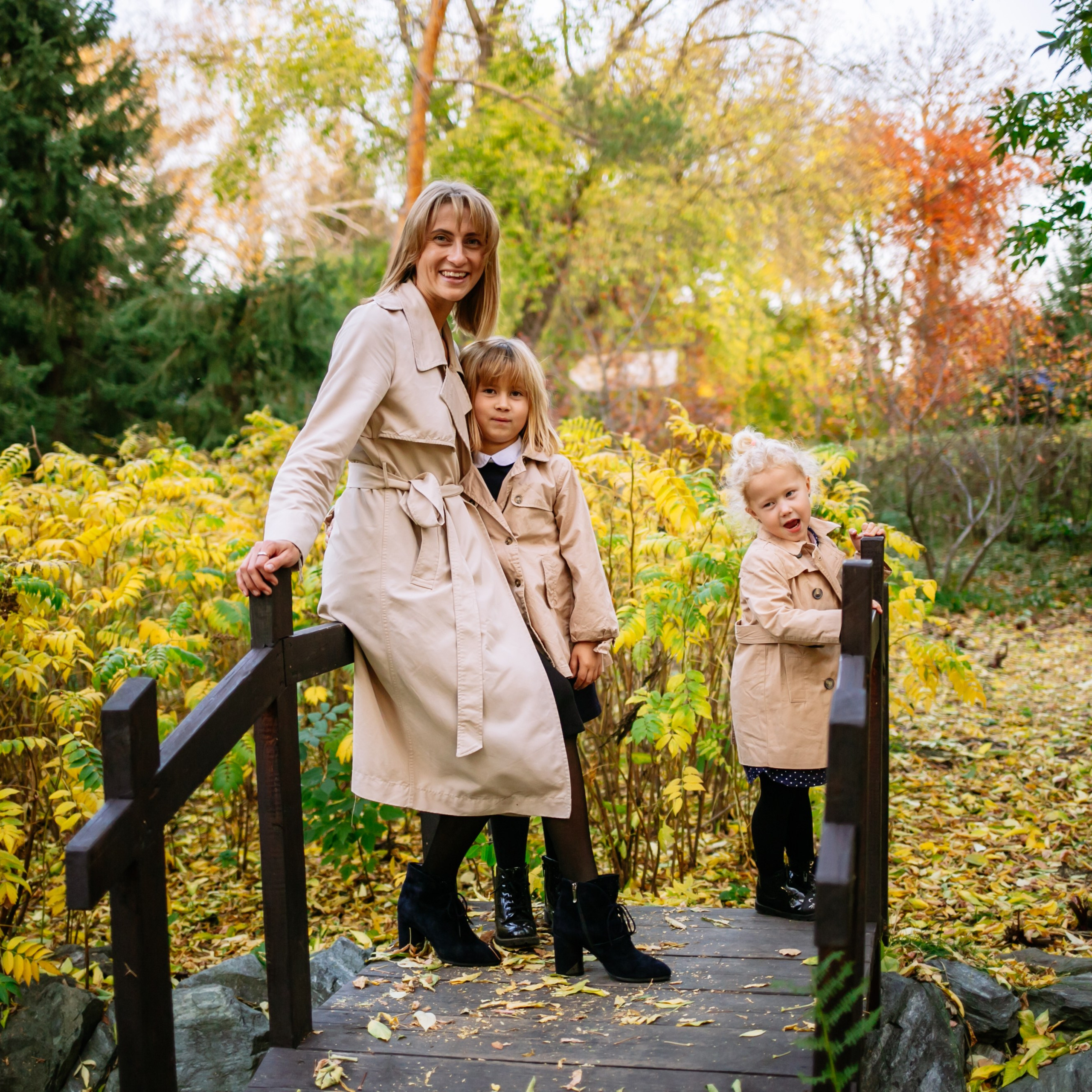 Юля, Анюта, Есения