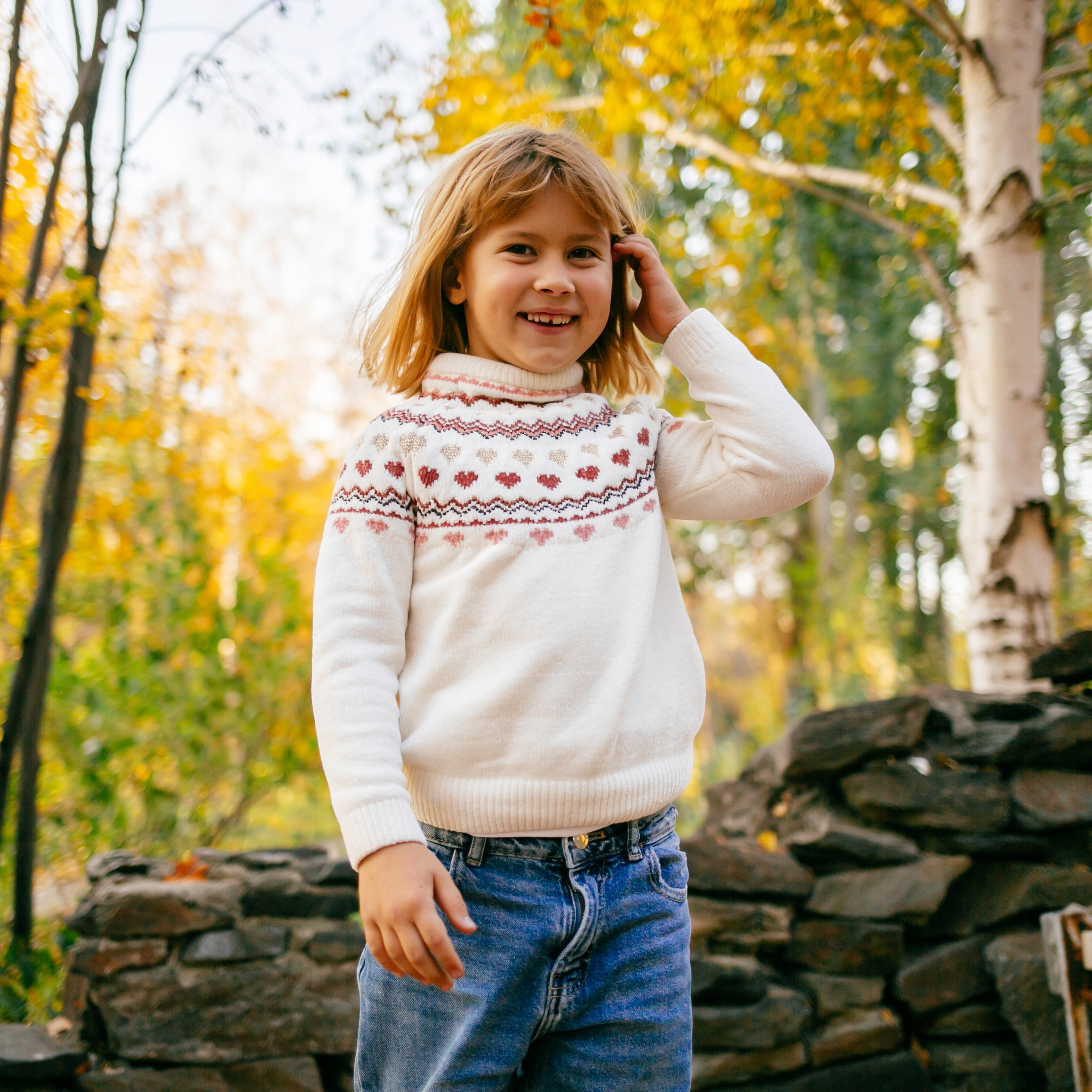 Юля, Анюта, Есения