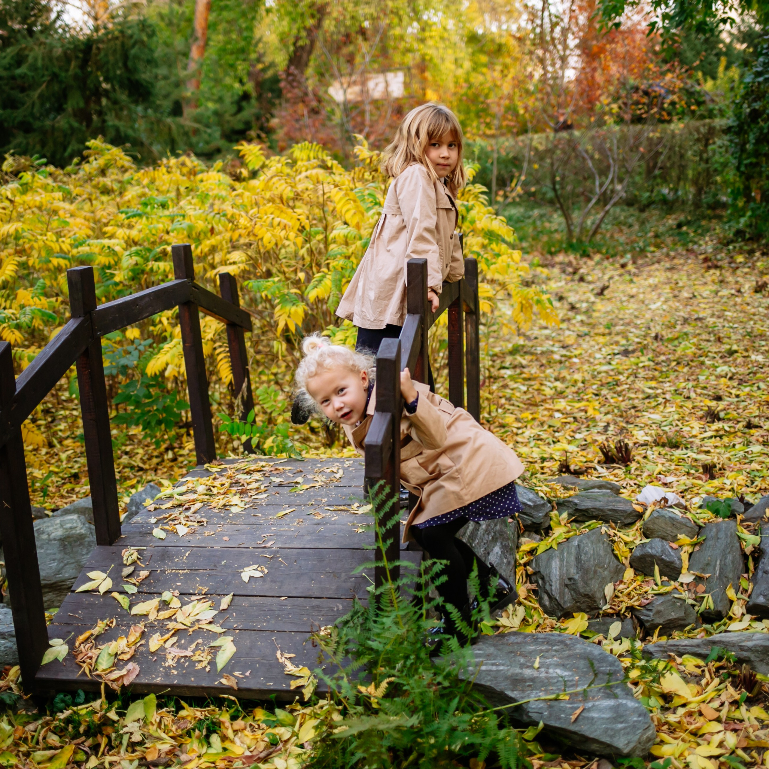 Юля, Анюта, Есения