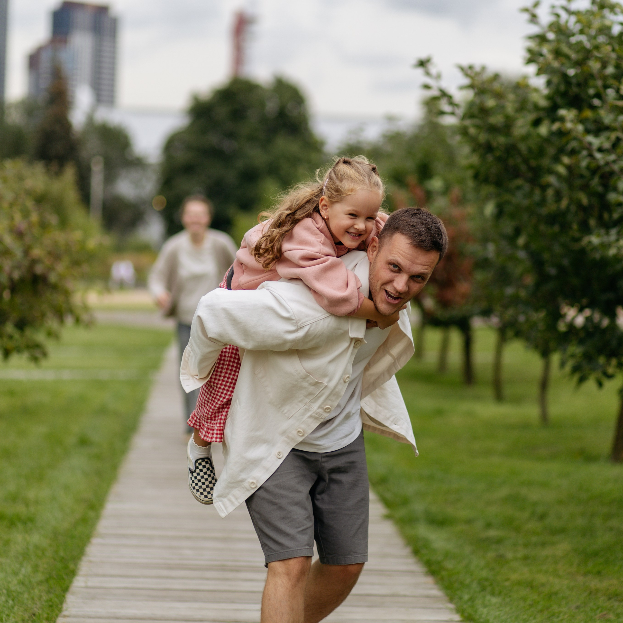 День рождения Василисы (дом, парк)