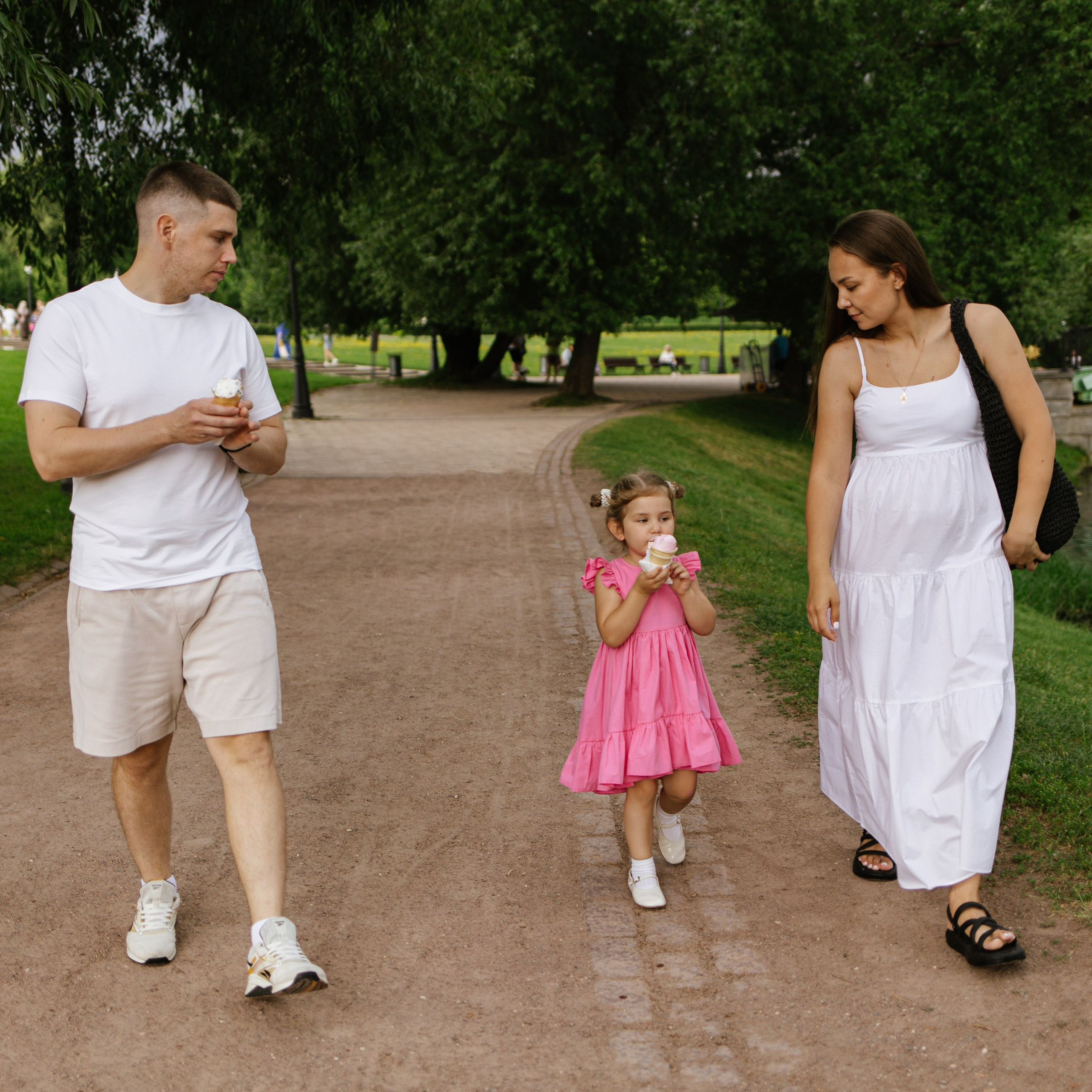 Вадим, Татьяна, Лера