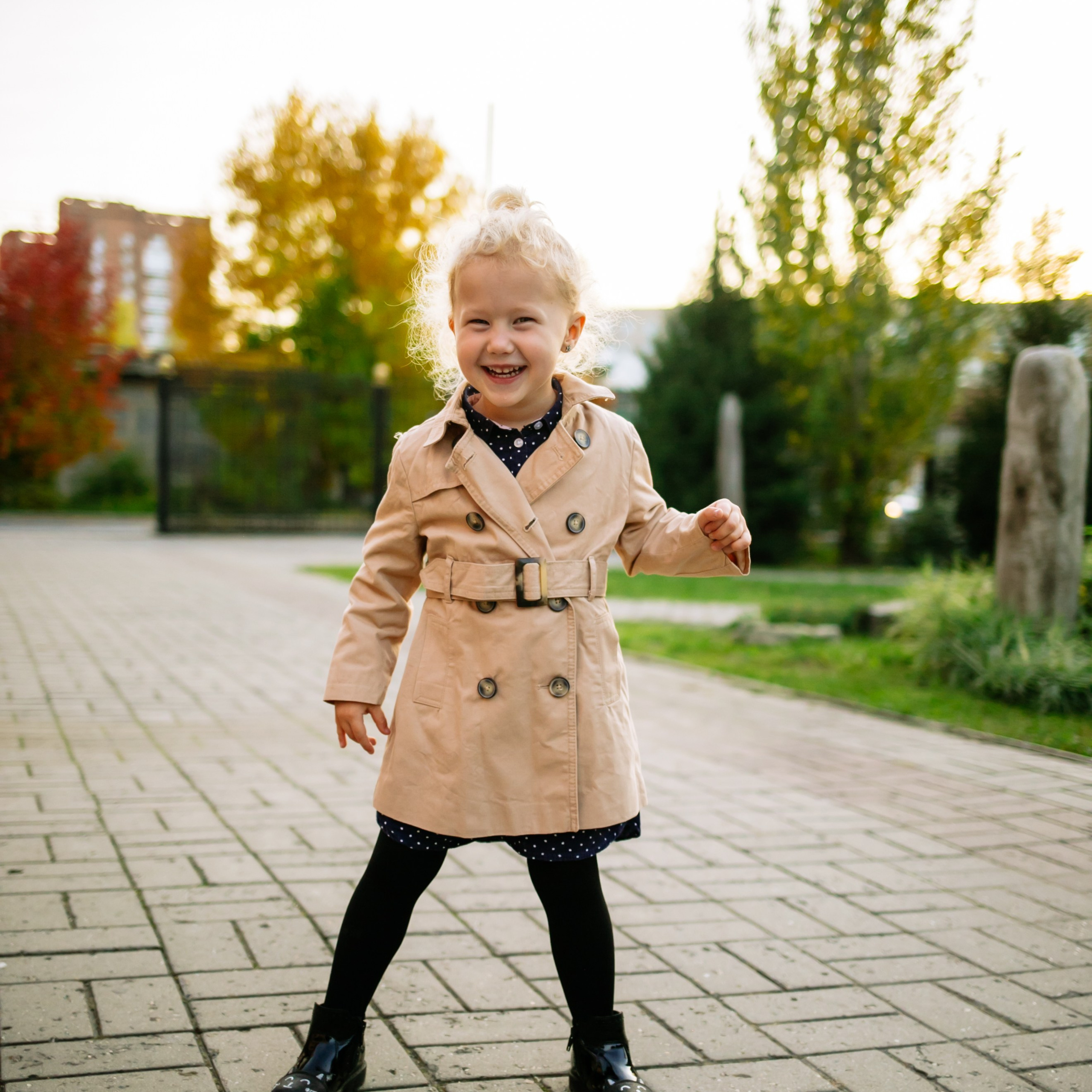 Юля, Анюта, Есения