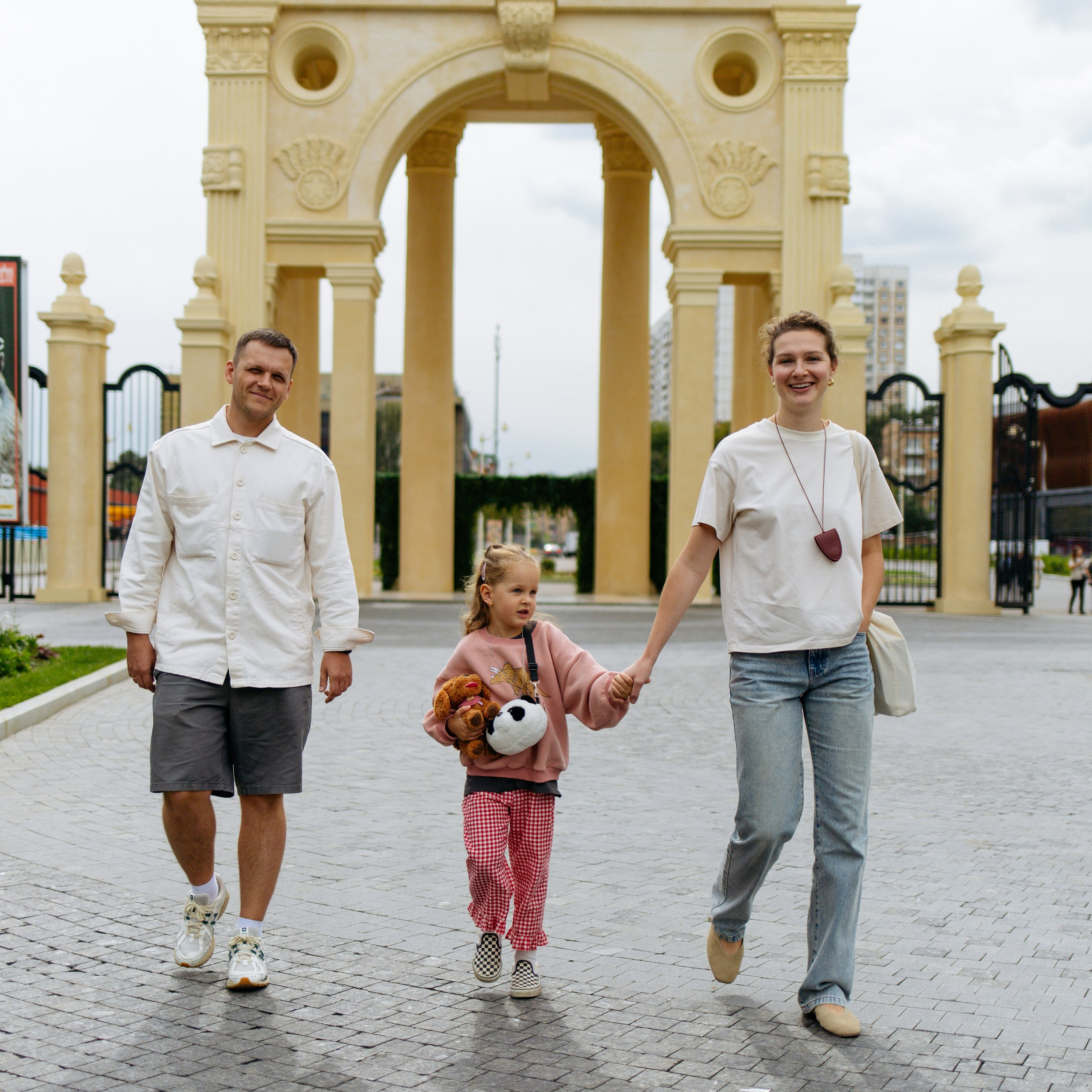 День рождения Василисы (дом, парк)