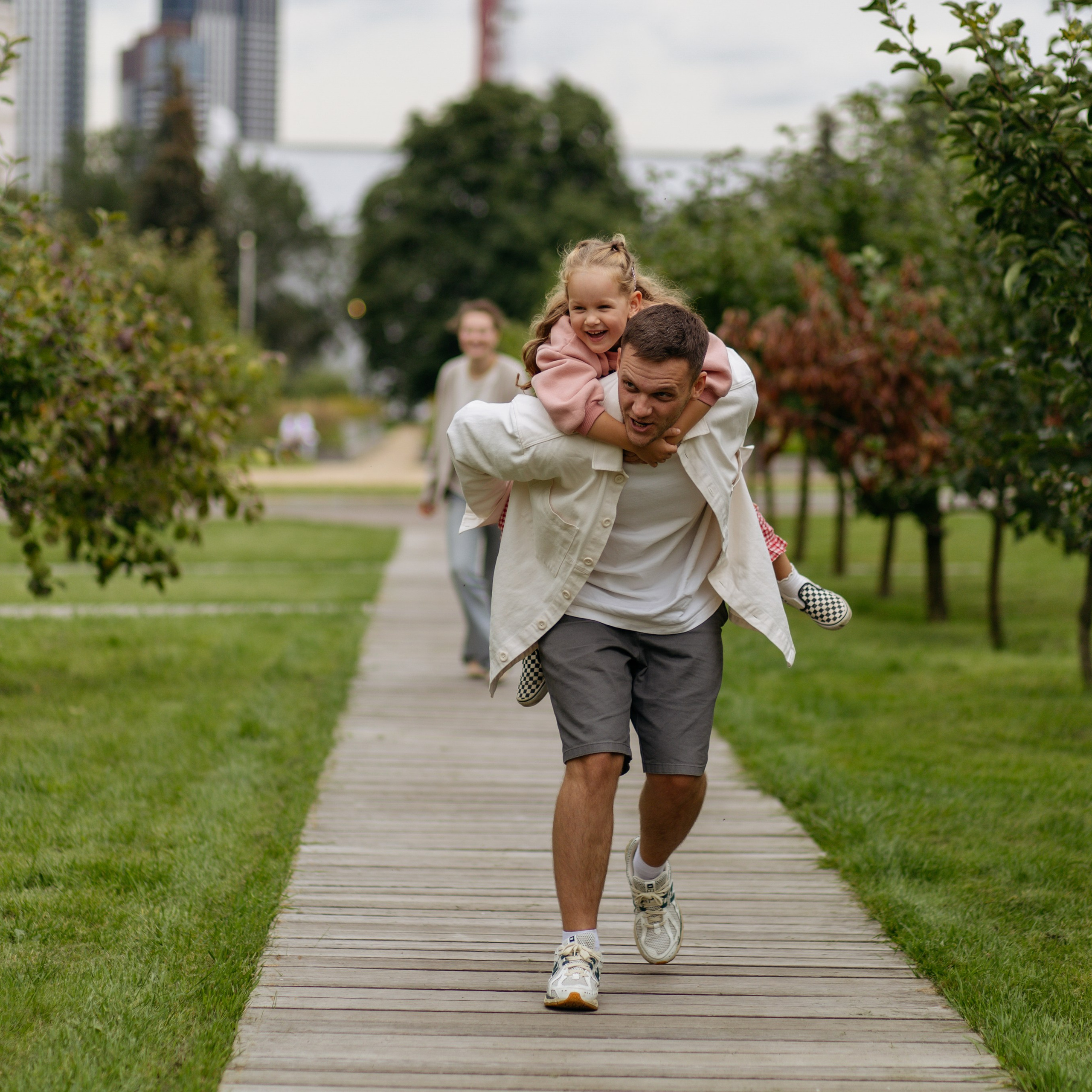 День рождения Василисы (дом, парк)